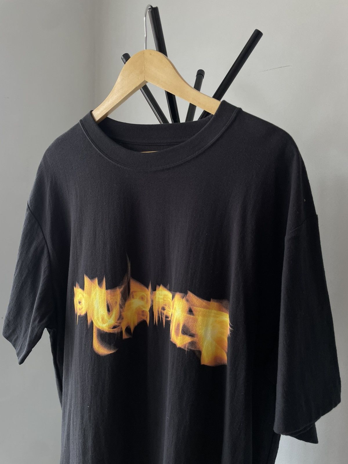 Purple Brand PURPLE BRAND FLAMES LOGO OFF BLACK TEE Size US XL / EU 56 / 4 - 2 Thumbnail