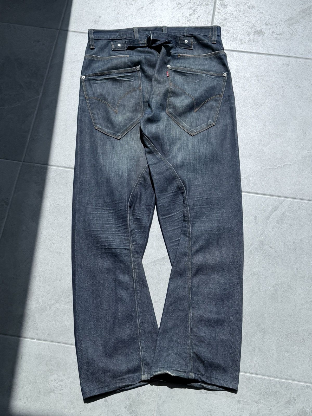 Levi's Levis Engineered Buckle Back Twisted Washed Denim Jeans Size US 30 / EU 46 - 1 Thumbnail