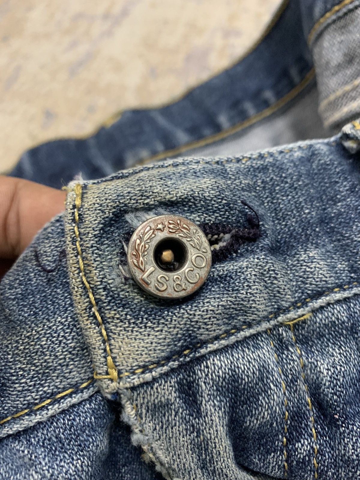 Levi's Levi's 533 Loose Straight Fit Denim Jeans Indigo Stone Wash Size US 35 - 9 Thumbnail