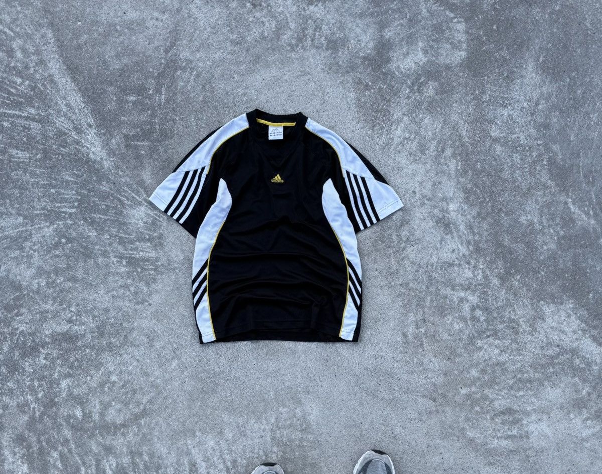 Other Vintage Adidas Y2K streetwear track rare shirt Size US S / EU 44-46 / 1 - 6 Thumbnail