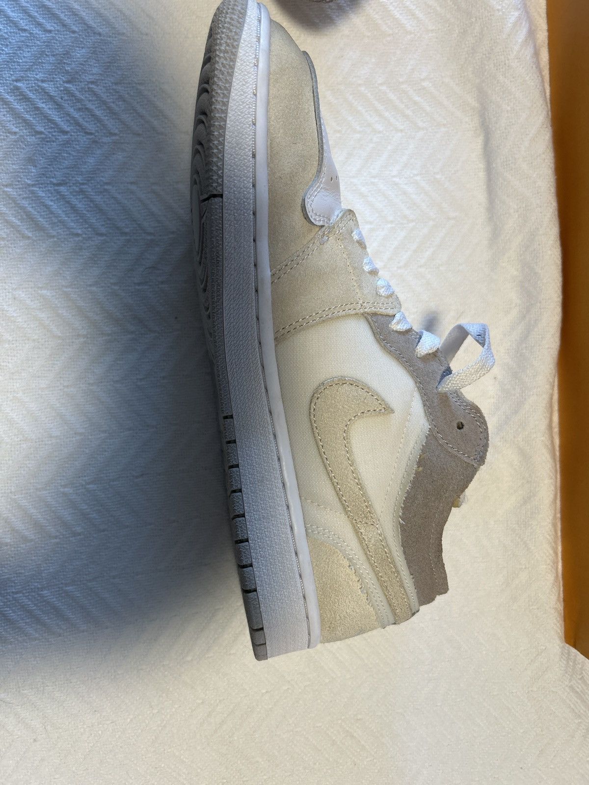 Nike Air Jordan 1 Low SE Craft 'Inside Out' Size US 8.5 / EU 41-42 - 1 Thumbnail