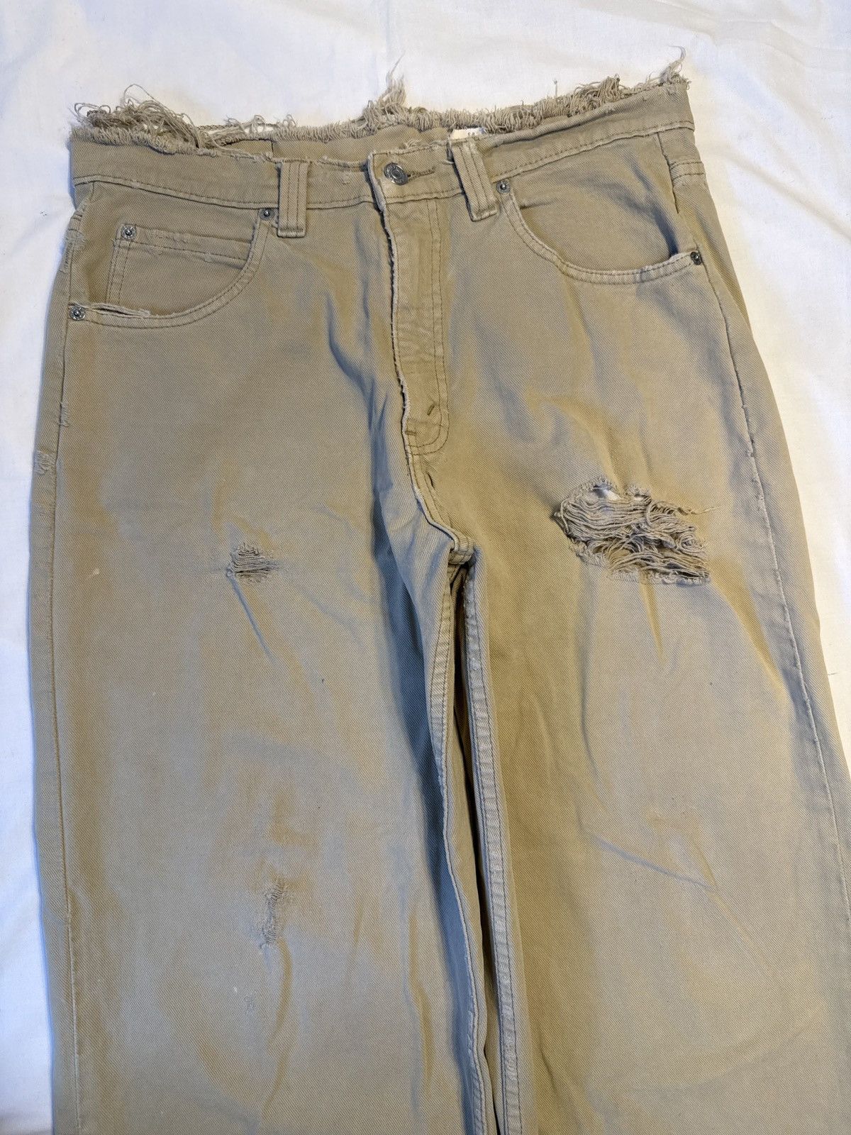 Levi's Vintage 90s Levis L2 Tan Baggy Wide Leg Distressed Jeans Size US 32 / EU 48 - 2 Thumbnail