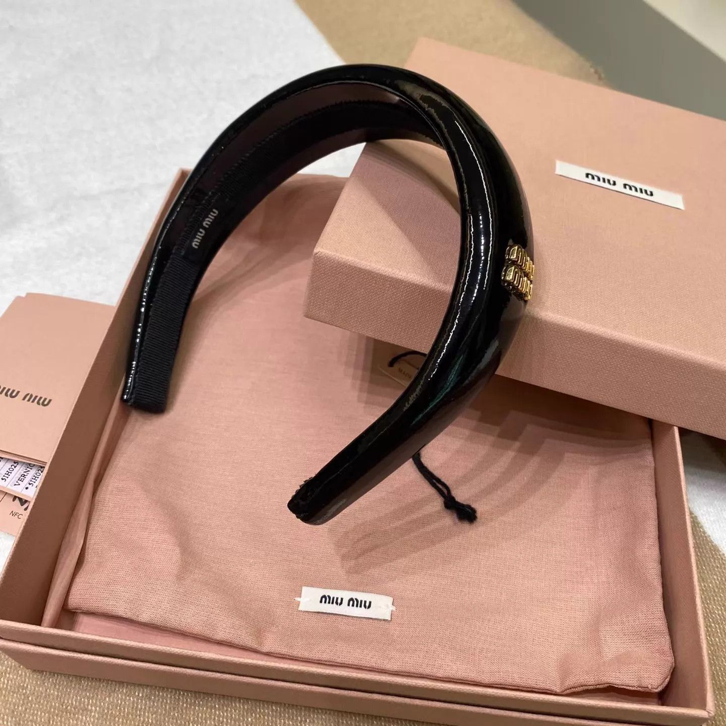 Miu Miu MIU MIU women's black thick patent gold logo headband Size ONE SIZE - 9 Thumbnail
