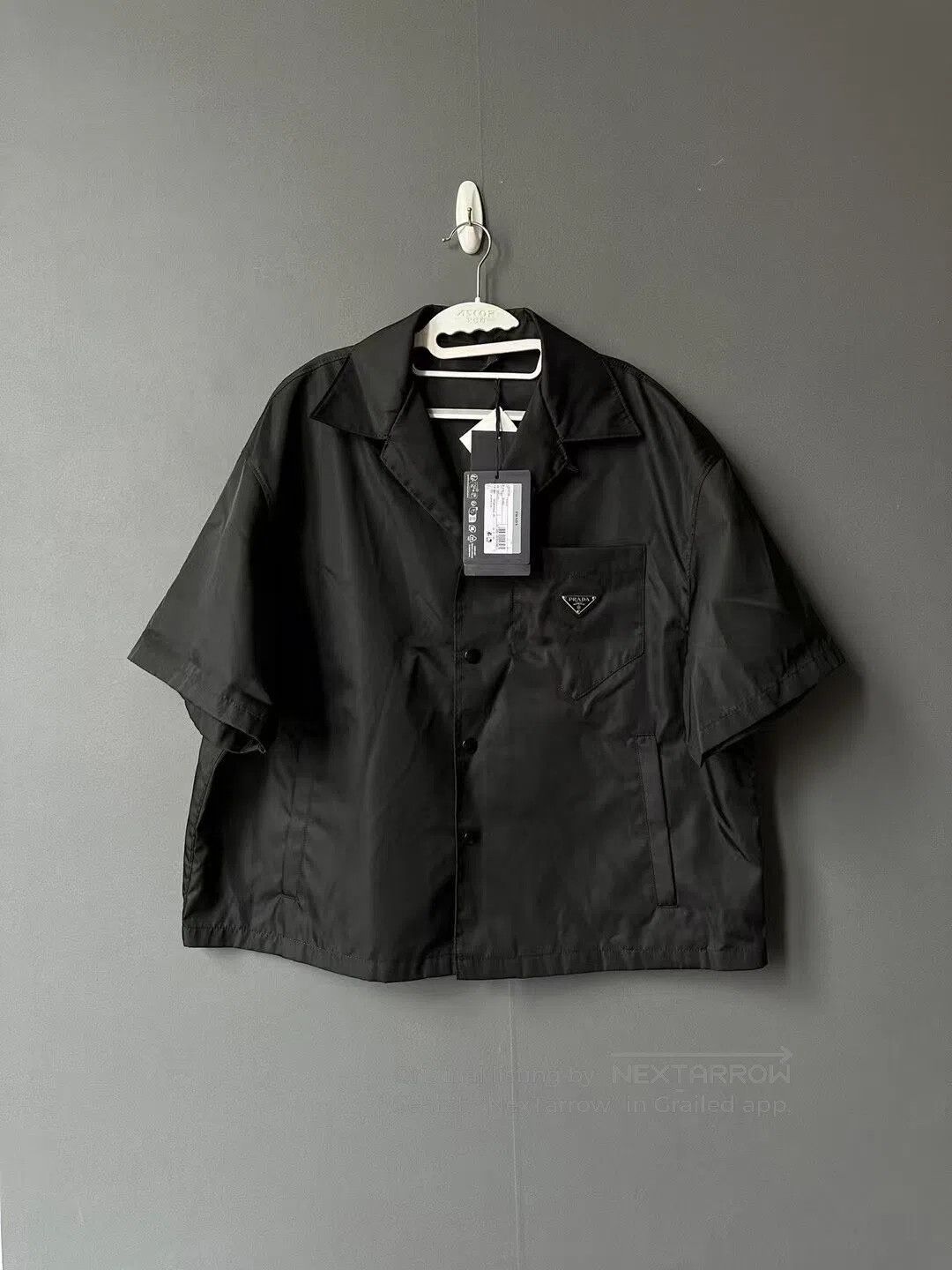 Prada Prada Triangle logo nylon short-sleeve shirt| Size XL / US 12-14 / IT 48-50 - 1 Thumbnail