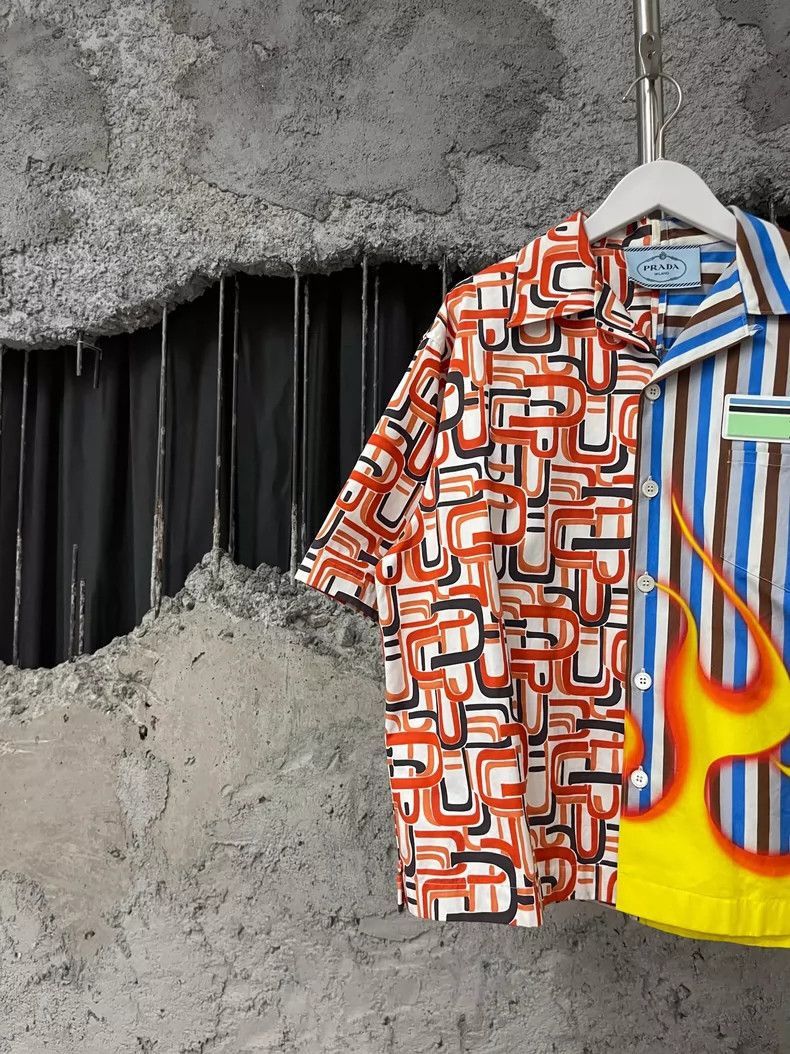 Prada Prada Short Sleeve Flame Pattern Shirt-2506 Size US S / EU 44-46 / 1 - 3 Thumbnail
