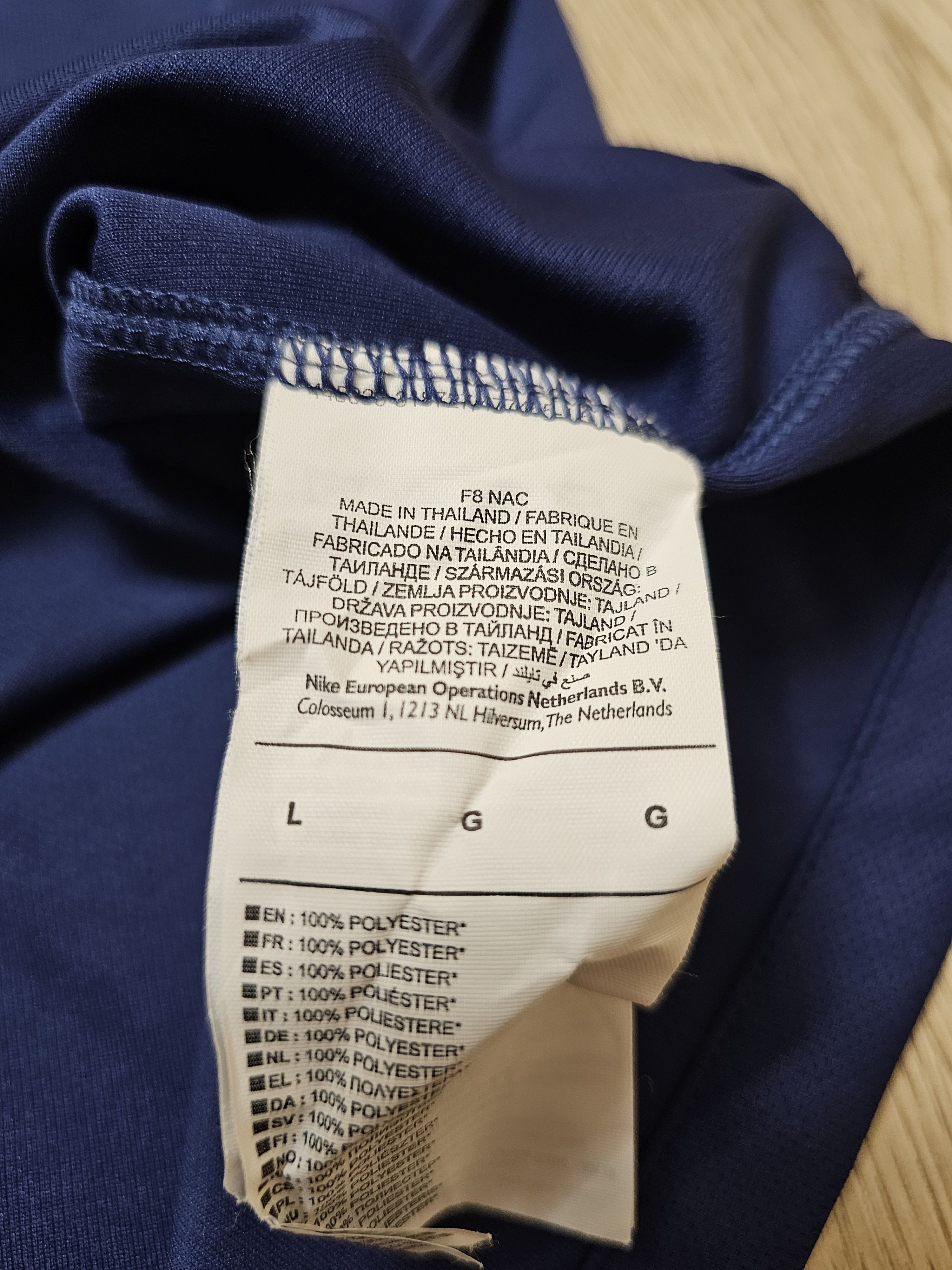 Nike TOTTENHAM HOTSPUR 2018 2019 WOMEN FOOTBALL SOCCER JERSEY Size L / US 10 / IT 46 - 7 Thumbnail