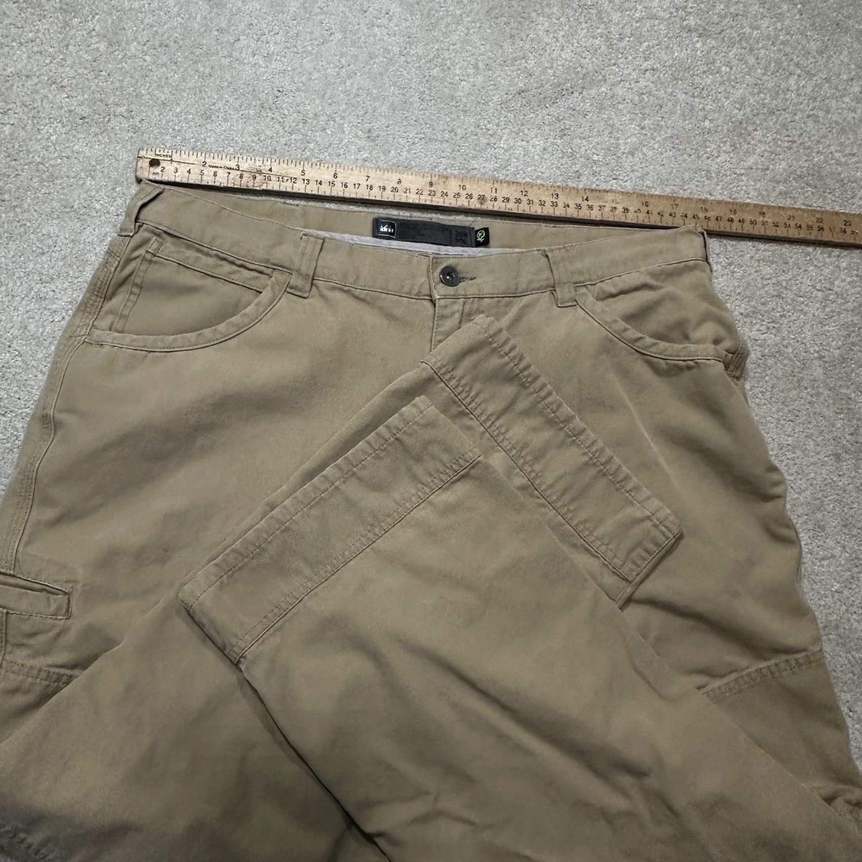 Vintage REI Co-op Trailsmith Double Knee Khaki Pants Mens 36x30 Regular Outdoors Hiking Canvas Cotton Blend Beige Straight Front Regular Pants Size US 36 / EU 52 - 6 Thumbnail