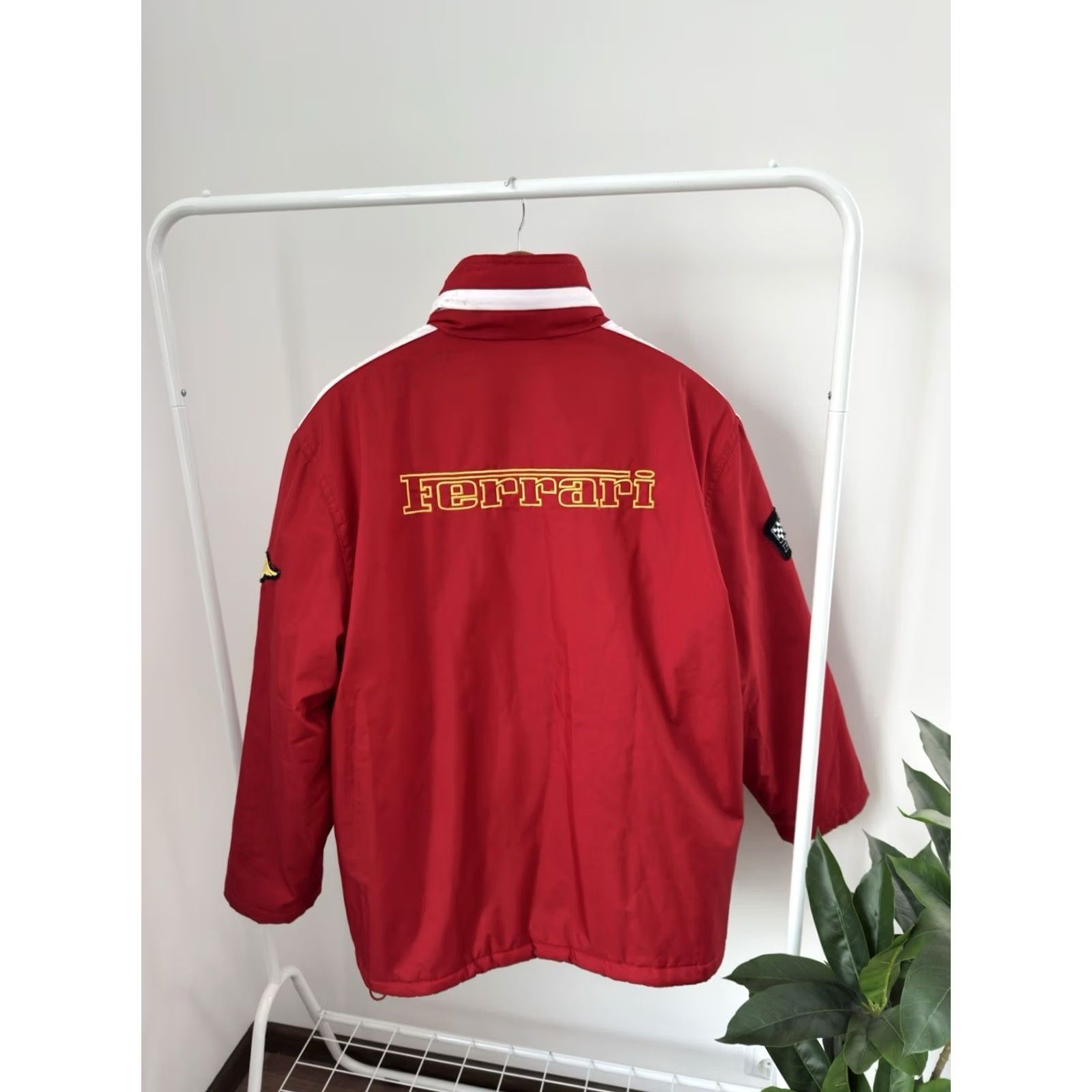 Ferrari VINTAGE Ferrari Jacket Men M Red Nylon Windbreaker Racing 90s Cars Benched recreations Size US M / EU 48-50 / 2 - 4 Thumbnail