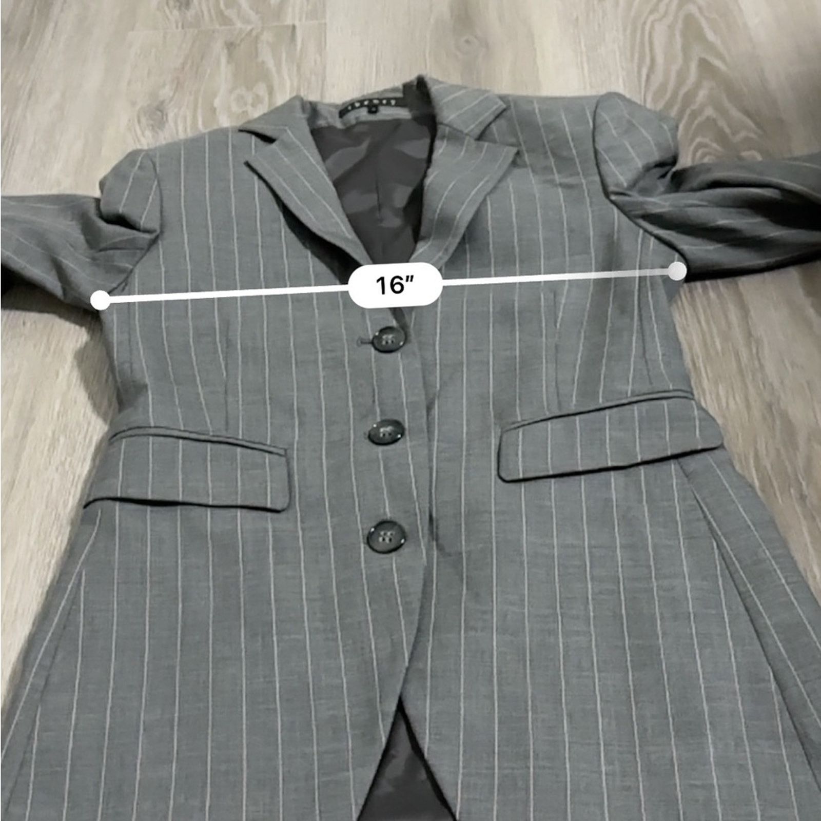 Theory Theory Gray & White Virgin Wool Pinstripe Blazer Sz 0 Size XS / US 0-2 / IT 36-38 - 9 Thumbnail