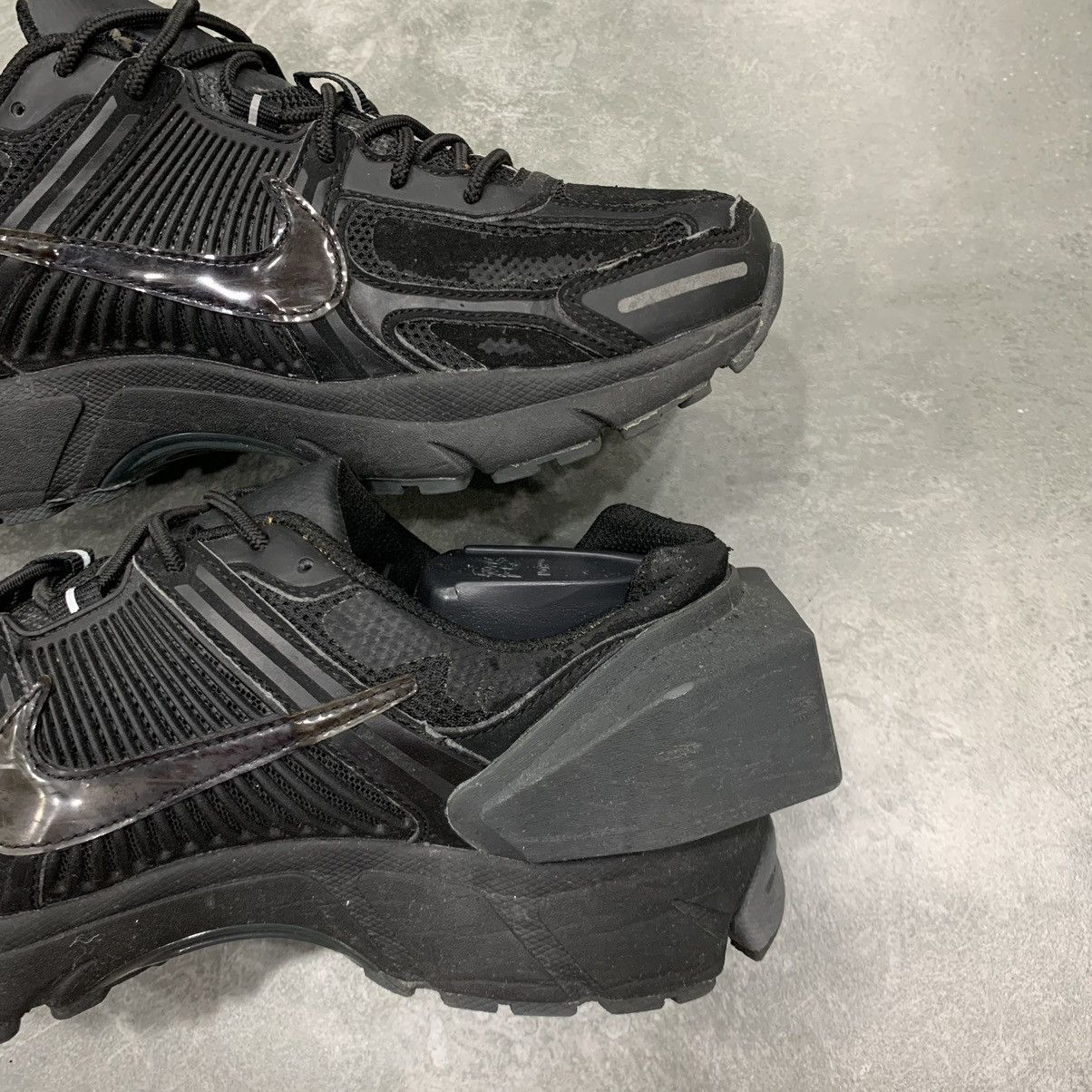 A-COLD-WALL* × Nike Nike Zoom Vomero 5 A Cold Wall Black Size US 7 / EU 40 - 8 Thumbnail
