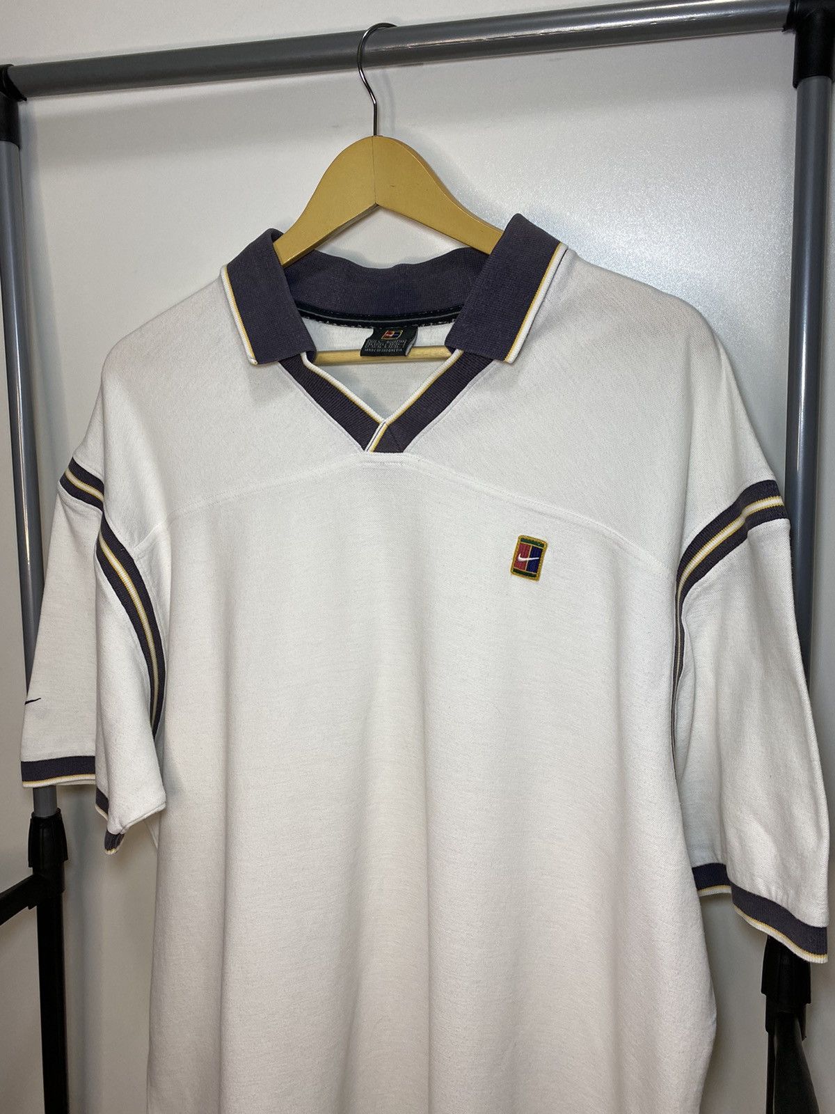 Nike Vintage Nike Court Swoosh Polo Size US L / EU 52-54 / 3 - 4 Thumbnail