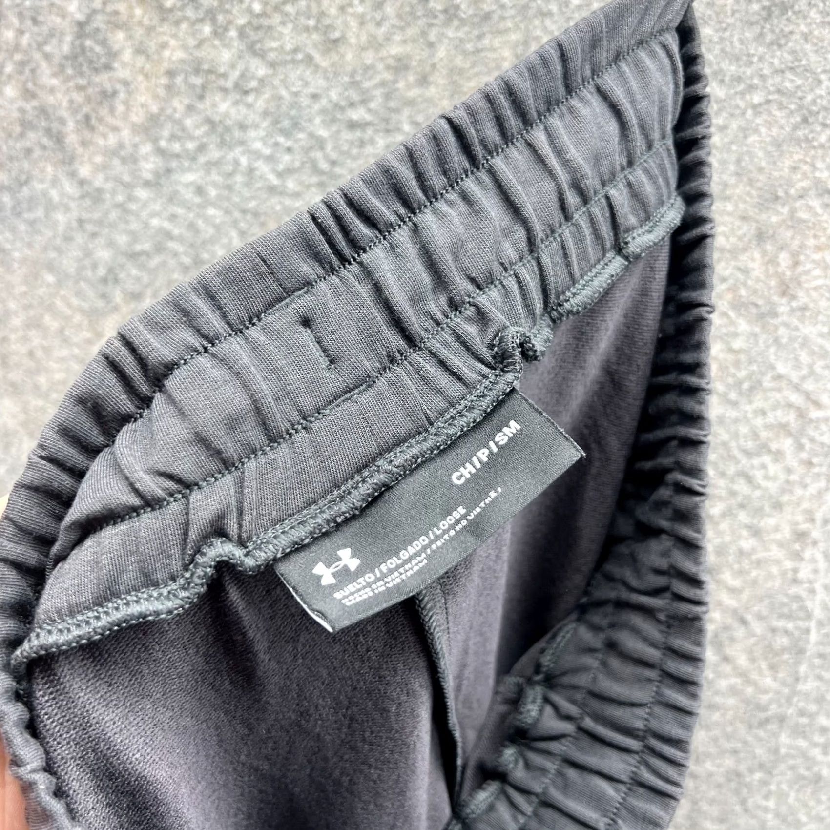 Under Armour Under Armour Sweatpants Women S Gray Athletic Jogger Stretch UA Tapered Regular Inseam 23 in Pockets Size 28" / US 6 / IT 42 - 3 Thumbnail