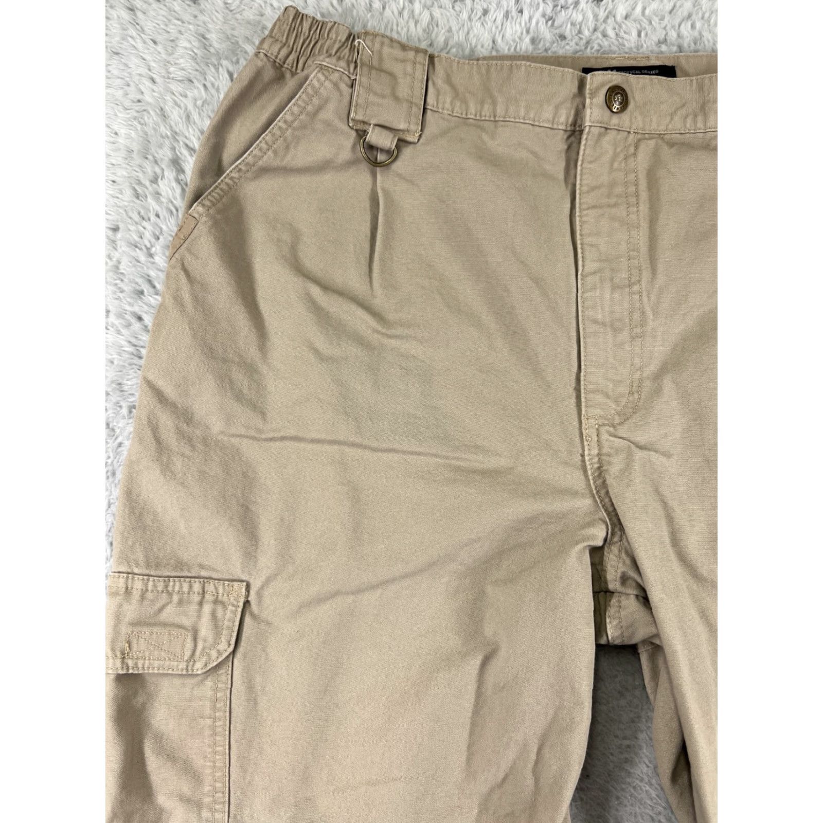 Vintage 5.11 Tactical Pants Mens 38 Beige Khaki Cargo LEO First Responder EMT 2A Police Shirt Size US 38 / EU 54 - 6 Thumbnail