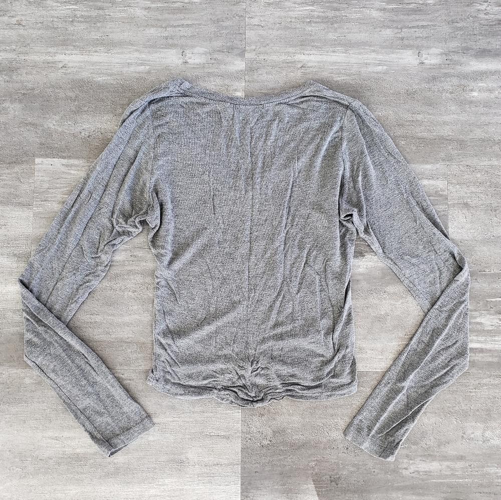 Designer Grey Classic Cropped BM Long Sleeve Size ONE SIZE - 2 Thumbnail