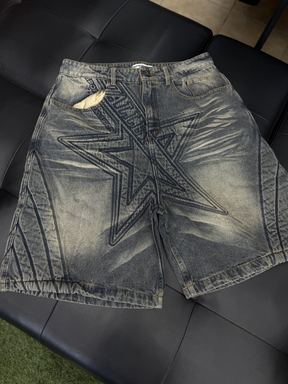 Vale Valley Vale Blue Denim Star Shorts Size 30 (NEW) Size US 30 / EU 46 - 3 Thumbnail