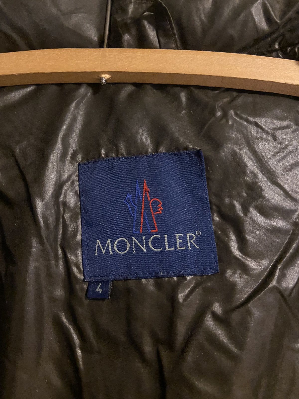 Moncler Moncler Down Jacket Size US M / EU 48-50 / 2 - 4 Thumbnail