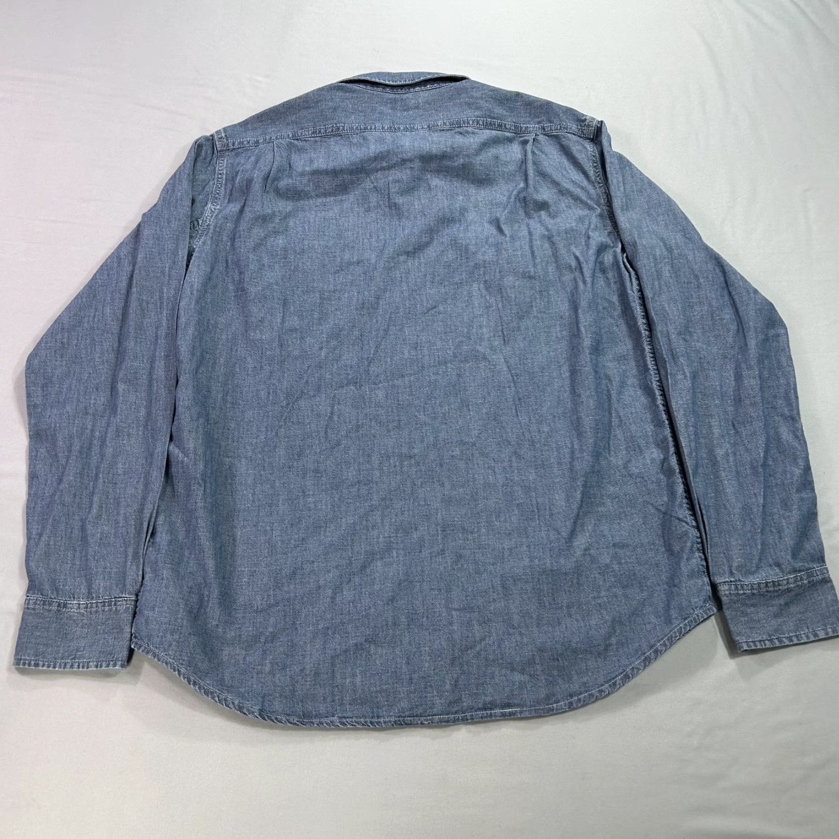 Denime NWOT J. Peterman Shirt Mens L Blue Denim Button-Up Lightweight Casual Preppy Cotton Shirt Men’s Large Blue Denim Button-Up Regular Fit Size US L / EU 52-54 / 3 - 2 Thumbnail