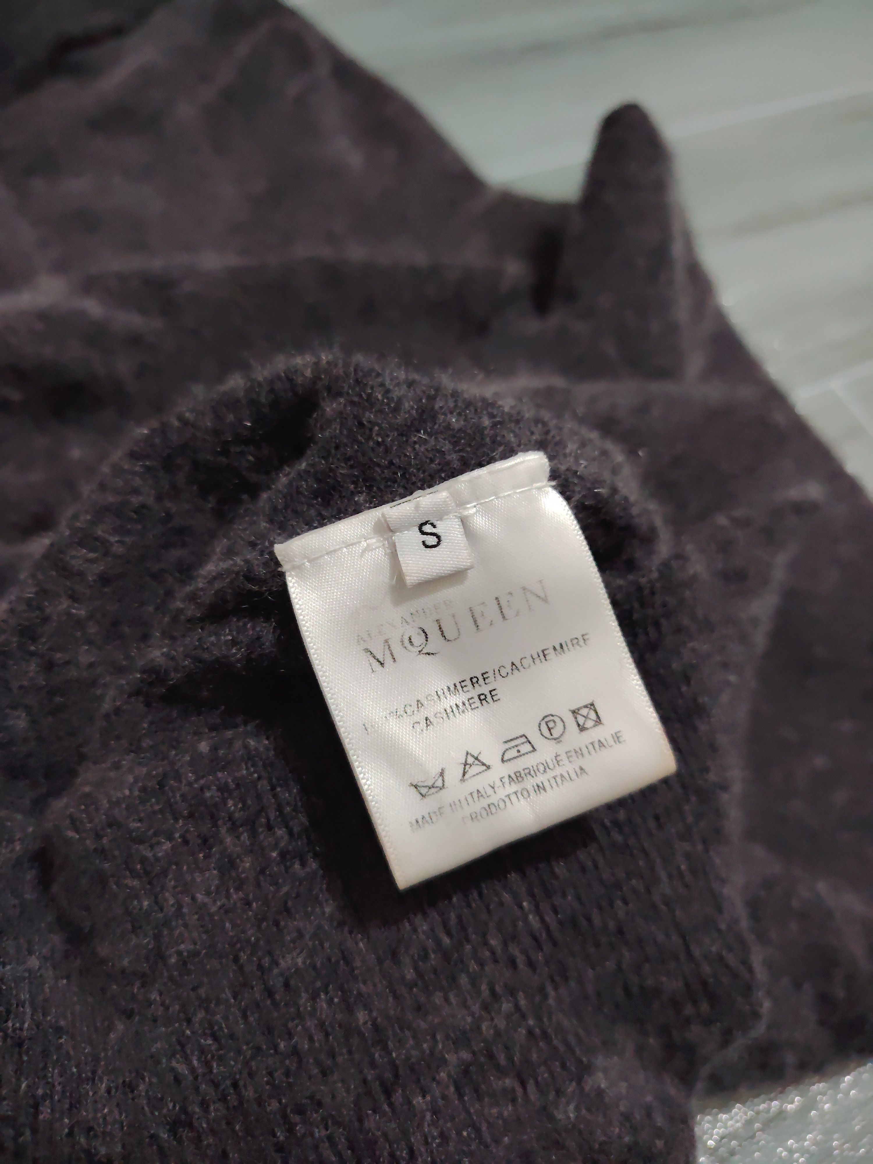 Alexander McQueen ALEXANDER MCQUEEN - Cashmere Hoodie Jacket Size US S / EU 44-46 / 1 - 6 Thumbnail
