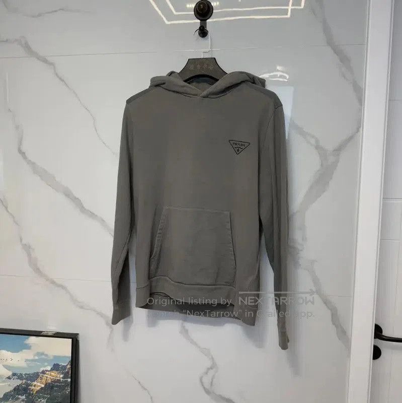 Prada Prada Gray Logo Men's Long Sleeve Hoodie. Size US XL / EU 56 / 4 - 1 Thumbnail