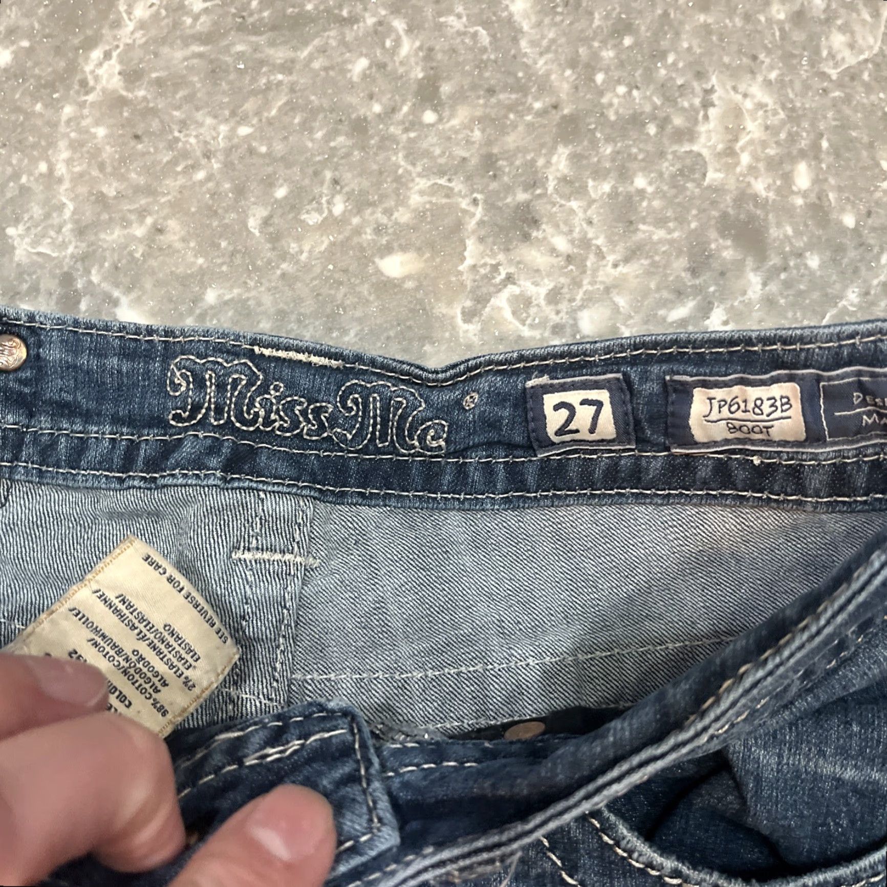 Miss Me Miss Me Cut Off Shorts Women's 27 Blue Denim Embellished Fluer De Lis Size 27" / US 4 / IT 40 - 2 Thumbnail