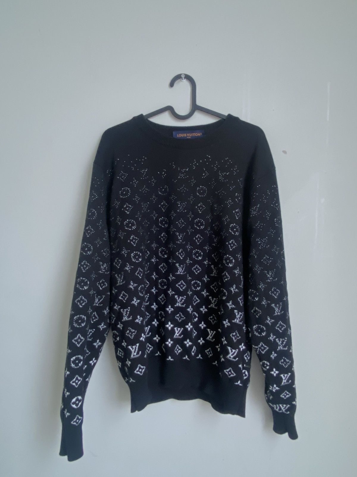 Louis vuitton monogram crewneck hotsell