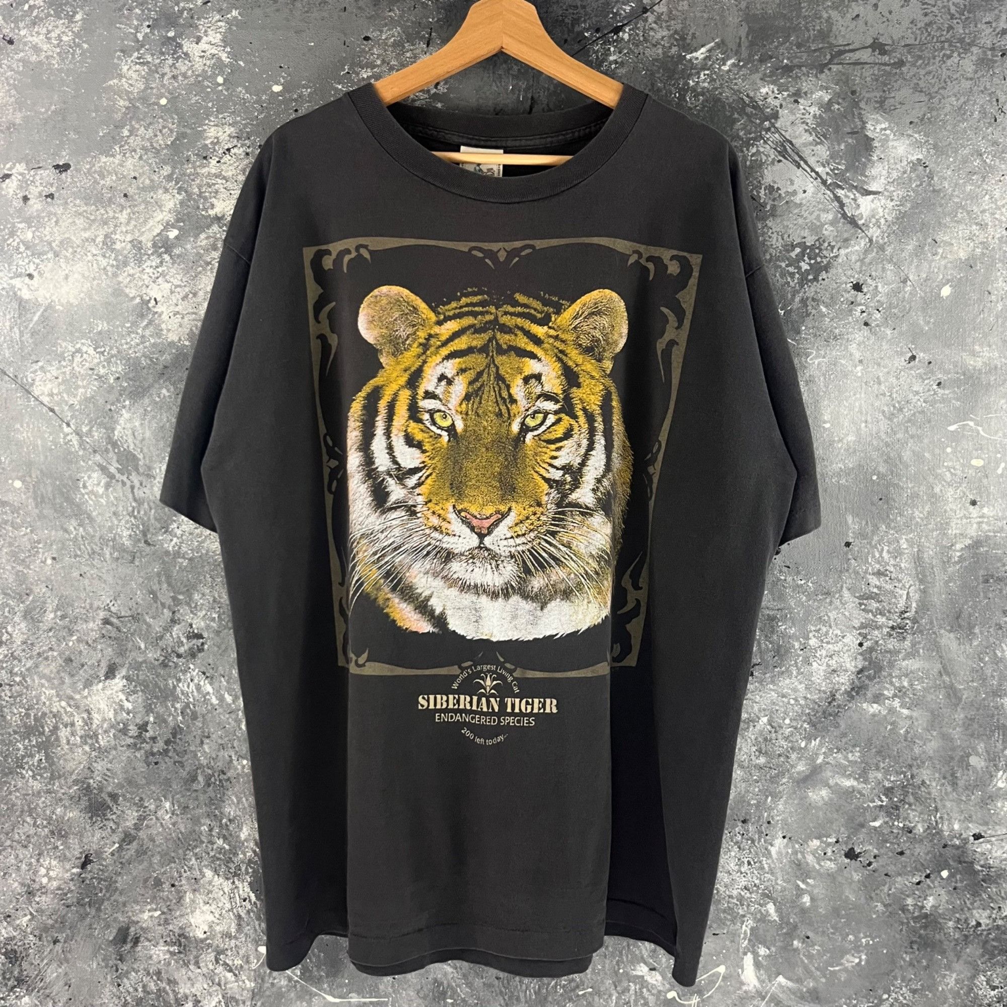Vintage Vintage 1995 Siberian Tiger shirt Size US XL / EU 56 / 4 - 1 Thumbnail