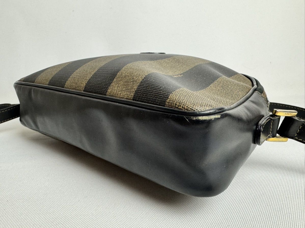 Fendi Vintage Fendi Peguin Crossbody Bag Canvas Size ONE SIZE - 3 Thumbnail