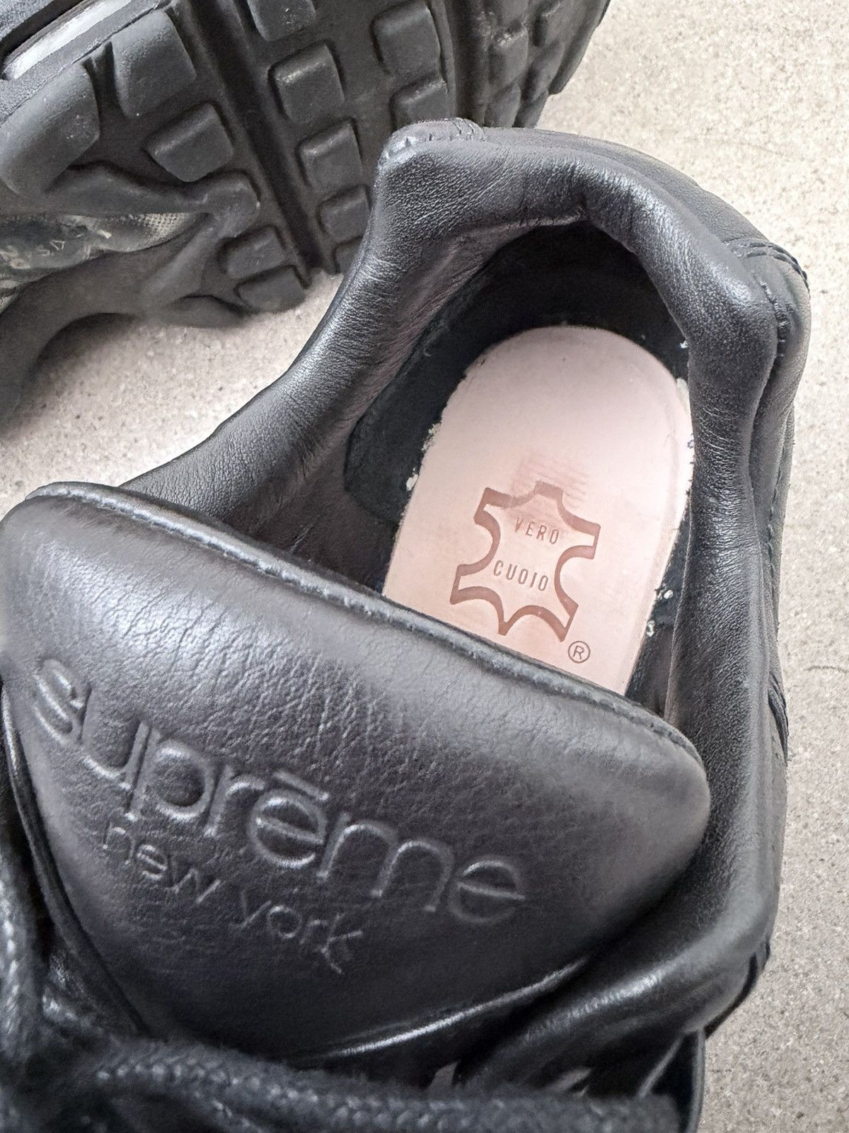 Nike × Supreme leather air max 95 Size US 8 / EU 41 - 3 Thumbnail