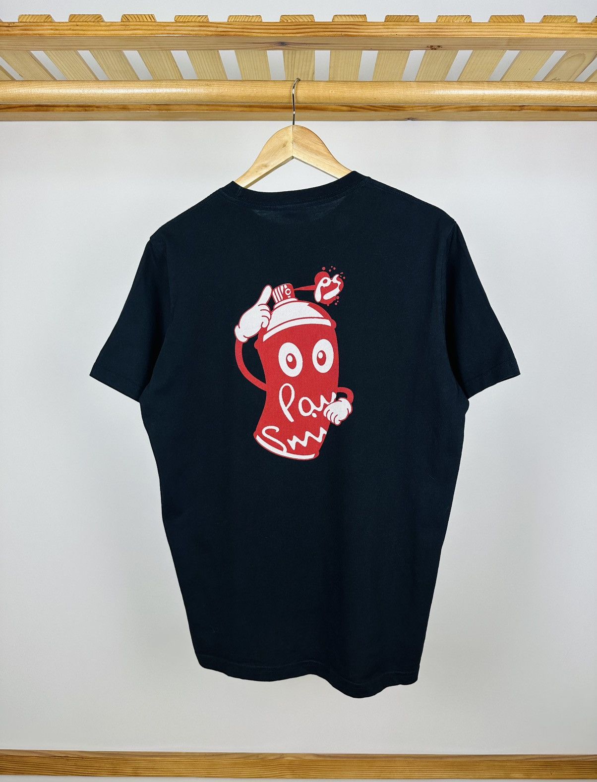 Paul Smith Paul Smith Spray Can Back Print T-Shirt Size US L / EU 52-54 / 3 - 1 Thumbnail