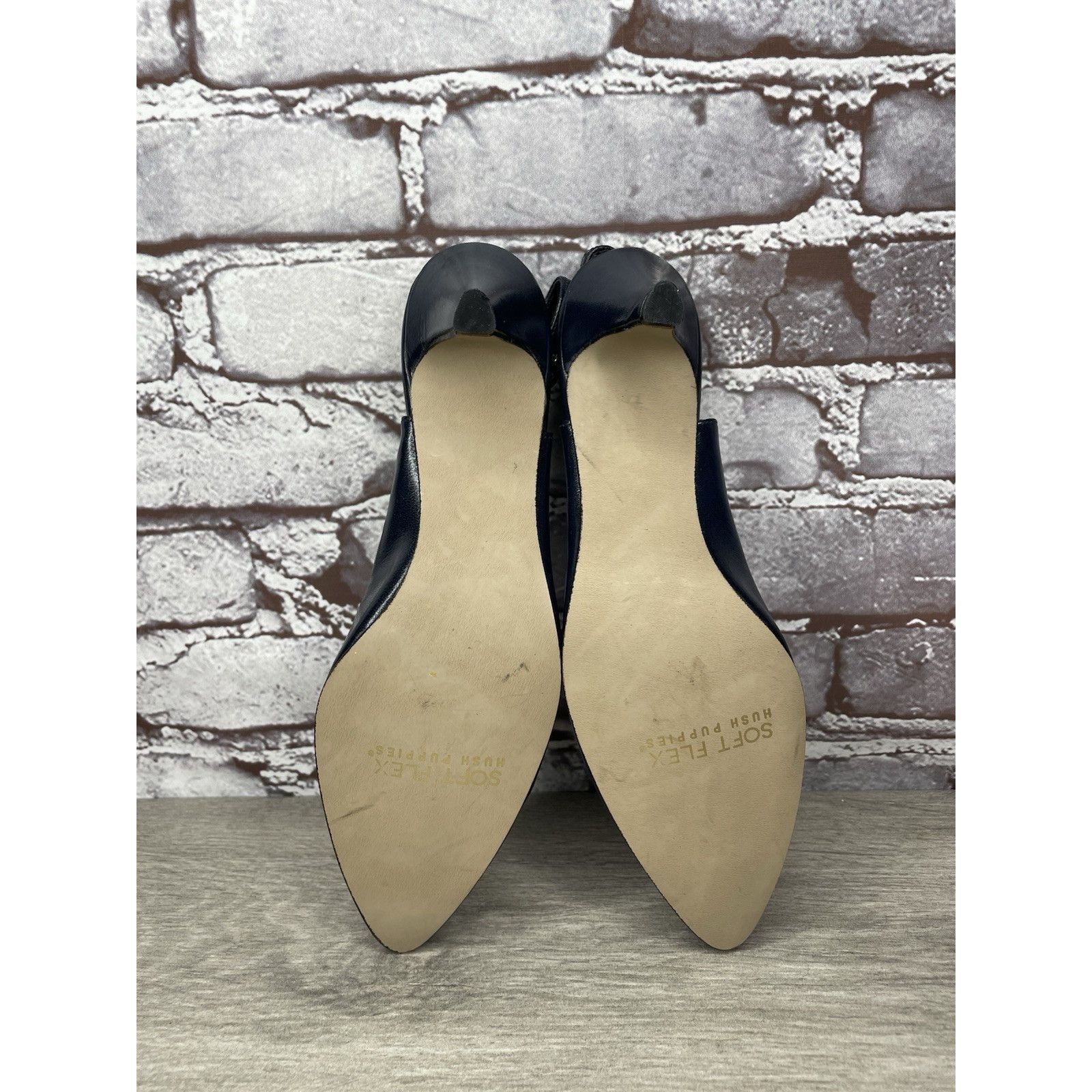 Hush Puppies Hush Puppies Navy Blue Leather Pointed Toe Ankle Strap Heels Size US 8.5 / IT 38.5 - 22 Thumbnail