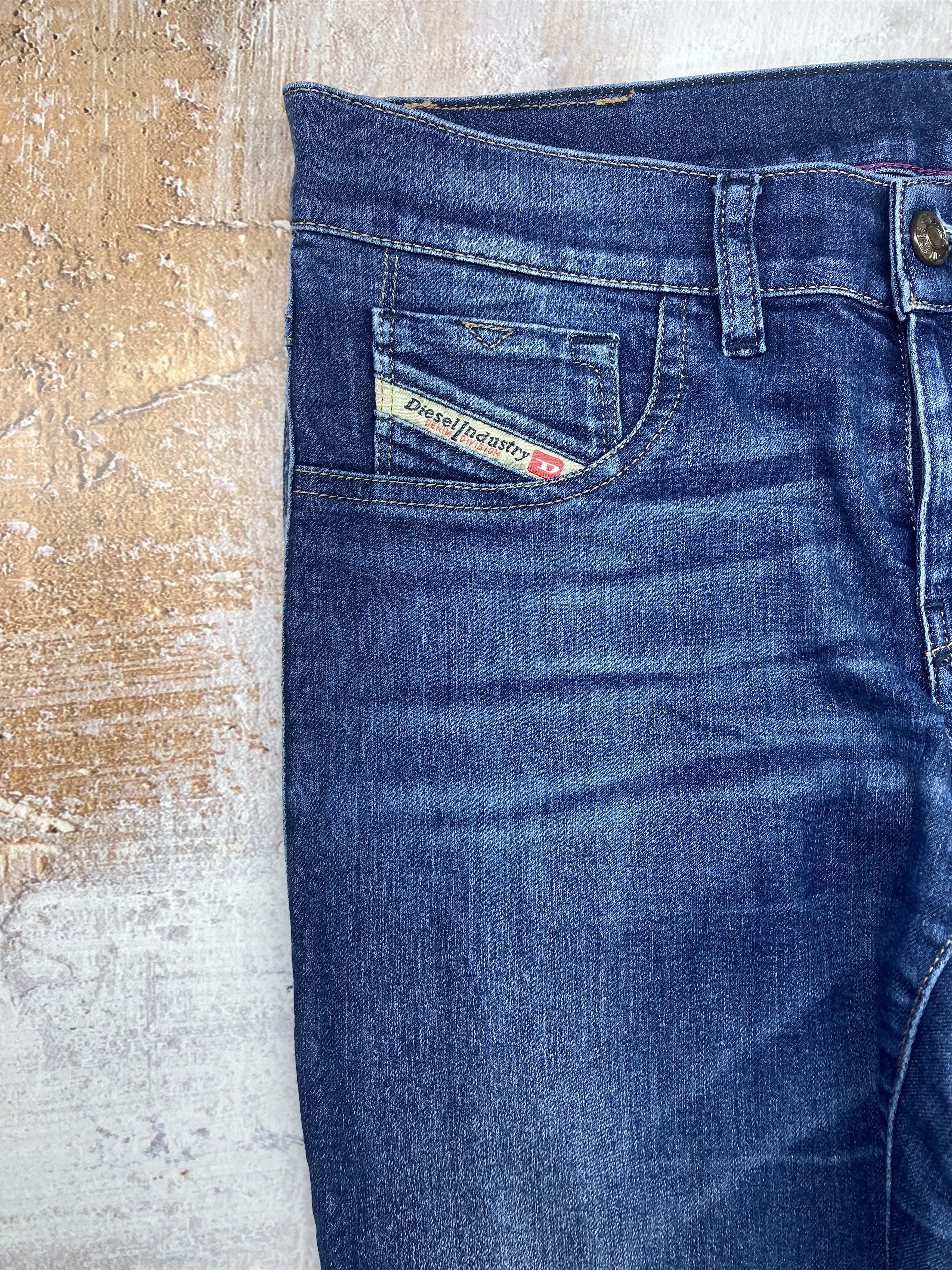 Diesel Vintage Jeans Diesel Men’s Size 29 Size US 29 - 4 Thumbnail