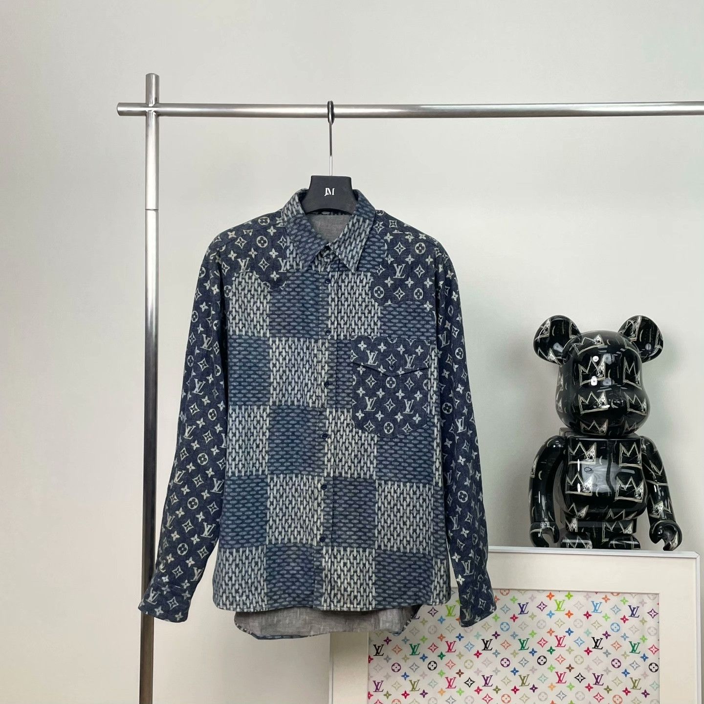 Louis Vuitton Louis Vuitton Retro Shirt l Men Size US L / EU 52-54 / 3 - 1 Thumbnail