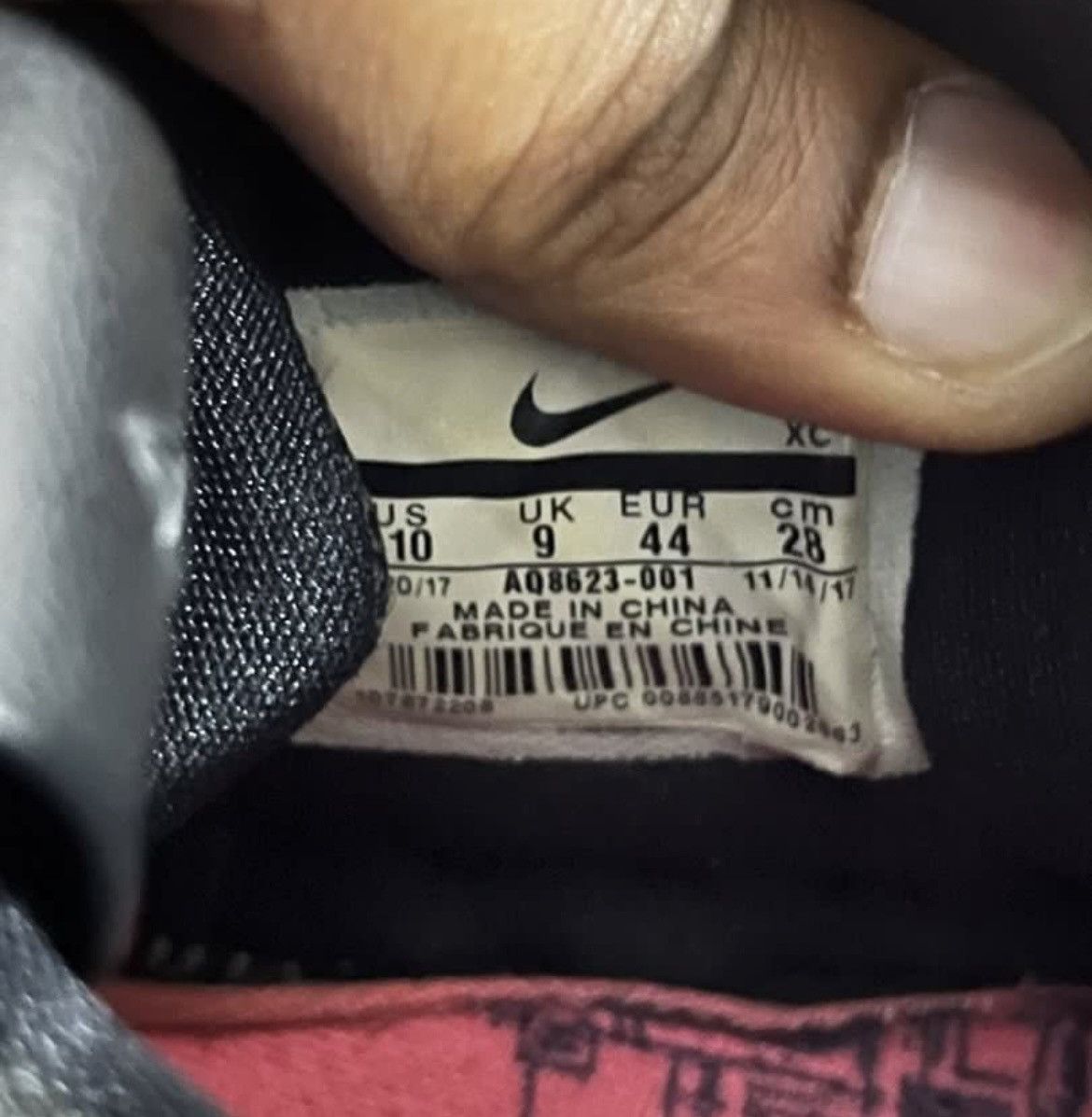 Nike Nike kyrie 4 all star white black pink Size US 10.5 / EU 43-44 - 5 Thumbnail