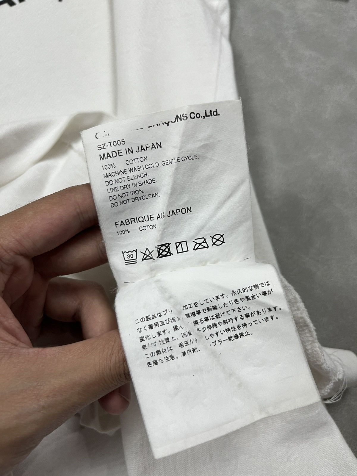 Comme des Garcons Comme Des Garcons big logo tee Size US L / EU 52-54 / 3 - 5 Thumbnail