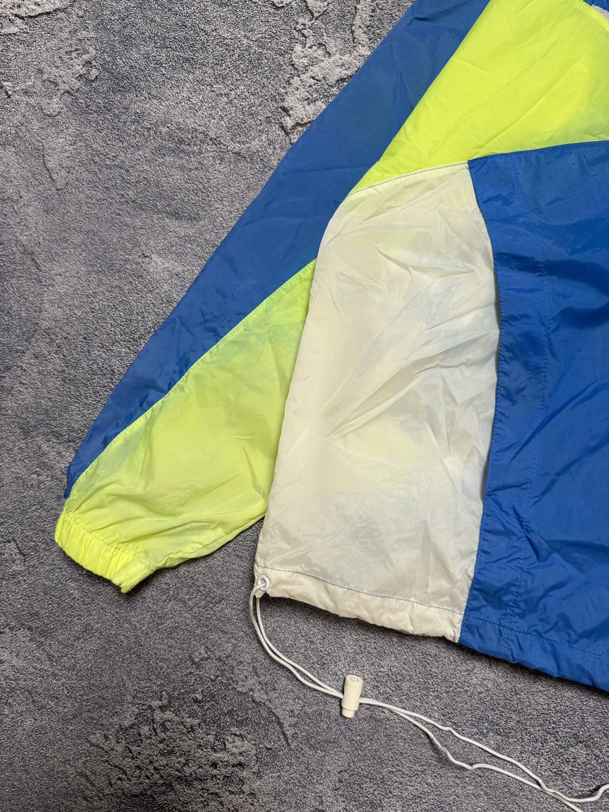 Nike × Vintage VINTAGE 90S NIKE NYLON JACKET Size US M / EU 48-50 / 2 - 9 Thumbnail