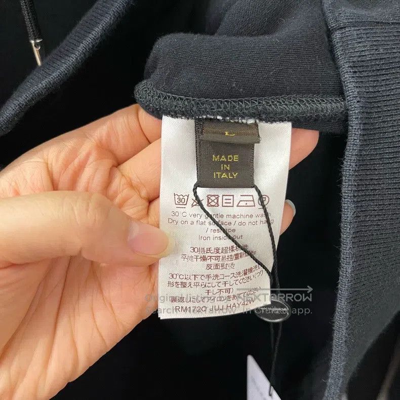 Louis Vuitton Louis Vuitton Black hooded zip-up jacket Size US L / EU 52-54 / 3 - 4 Thumbnail