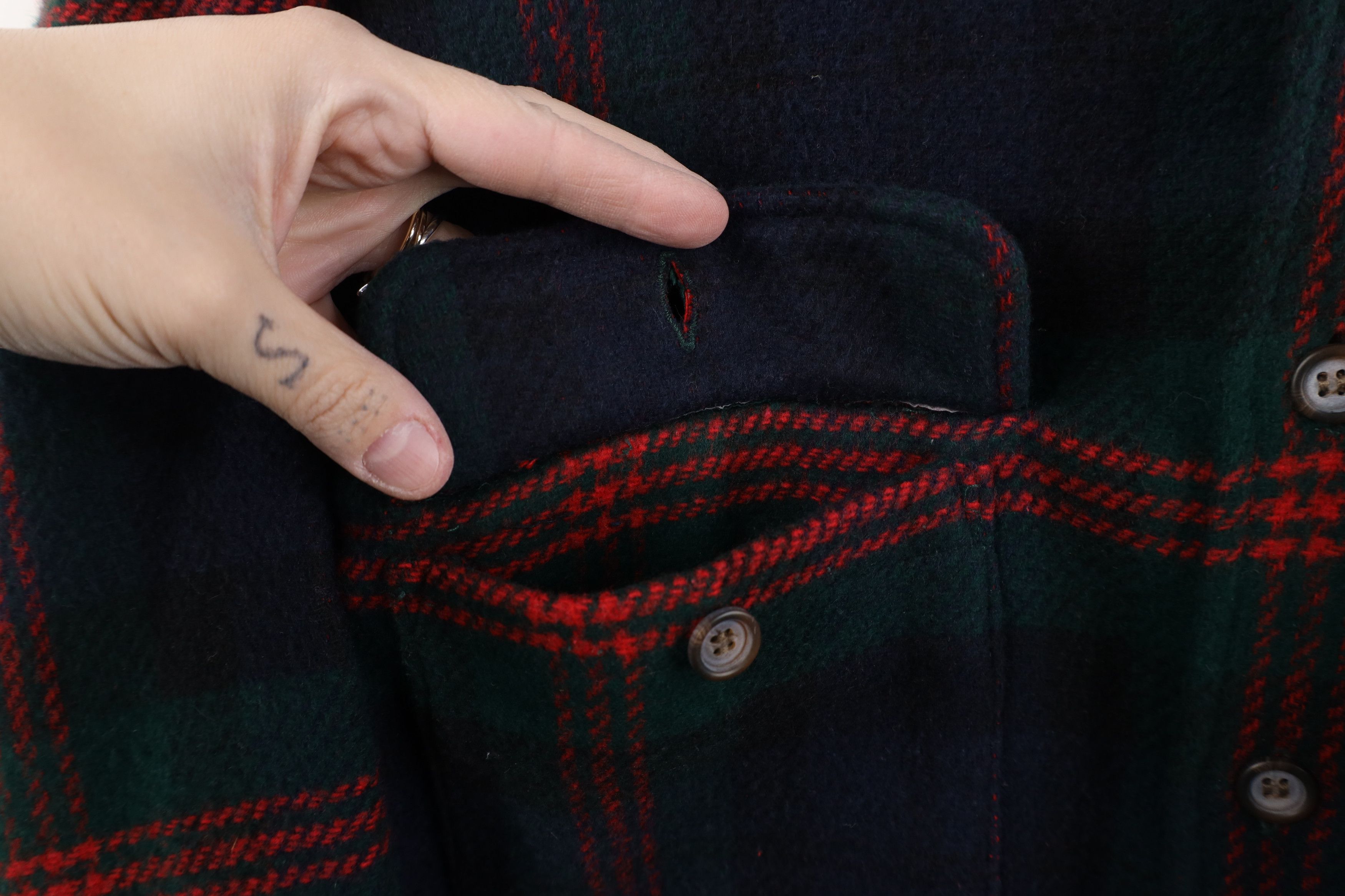 Gap Vintage 90s Gap Flannel Button Shirt Jacket Jac Shirt Plaid Size US XL / EU 56 / 4 - 4 Thumbnail