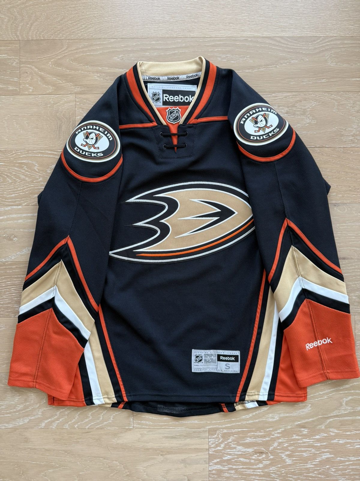 Reebok Vintage Anaheim Ducks NHL Alternate Blank Jersey Size US S / EU 44-46 / 1 - 2 Thumbnail