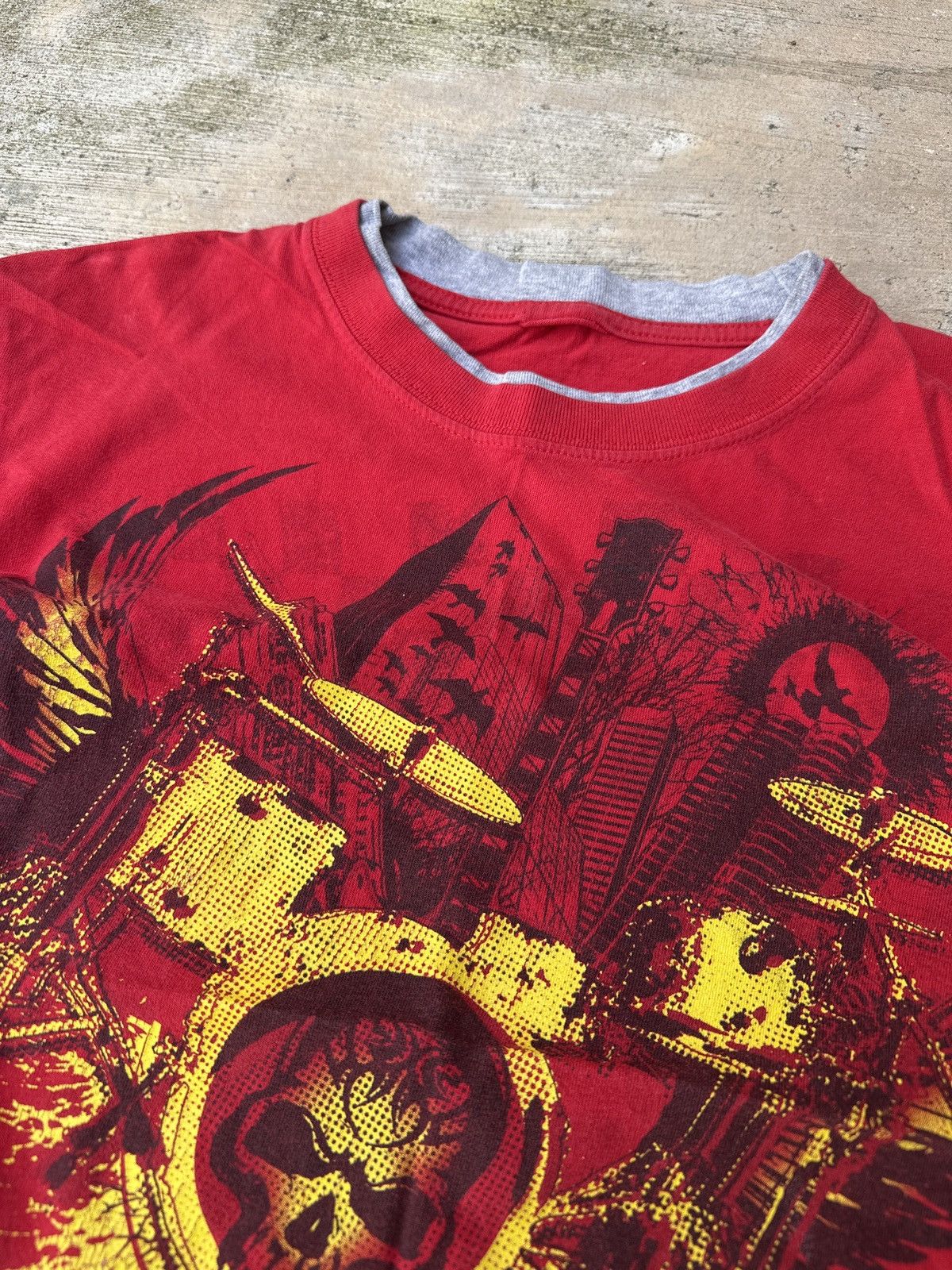 Affliction × Vintage Y2k affliction tribal Surfwear vintage Skull Tapout shirt Size US S / EU 44-46 / 1 - 2 Thumbnail