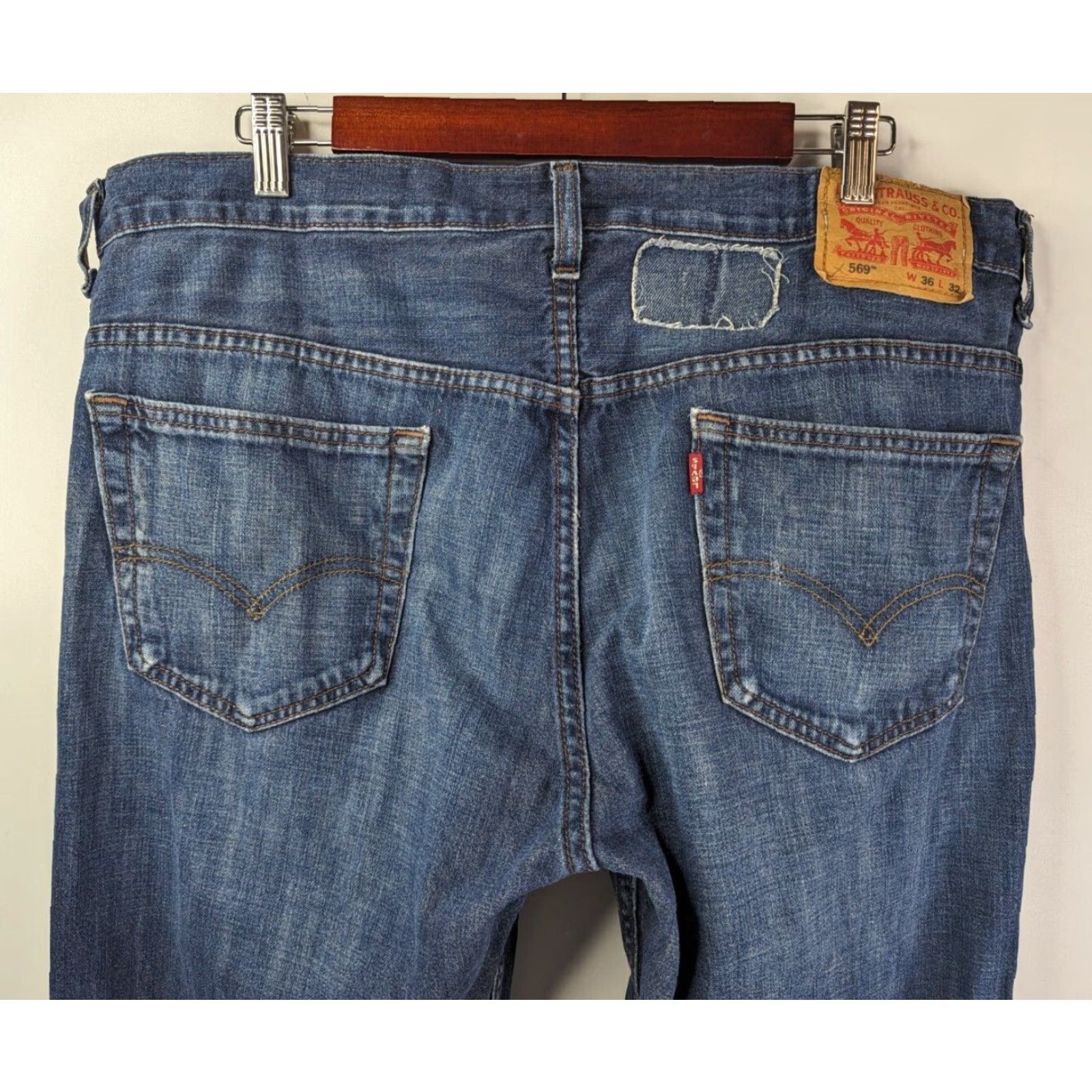 Levi's Levi's 569 Jeans Straight 36x32 Relaxed Black Denim Distressed 5-Pocket Zip Mid Waist Men Regular Size US 38 / EU 54 - 7 Thumbnail
