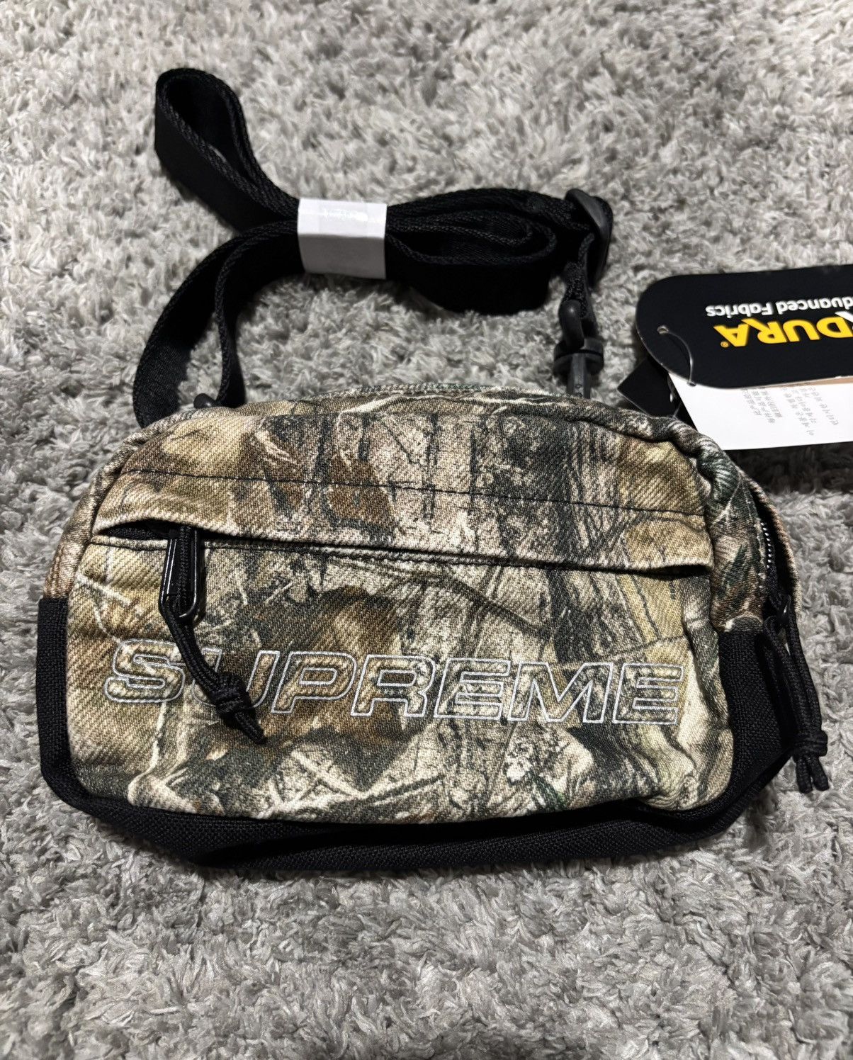 Supreme Supreme Camo Mini Bag Size ONE SIZE - 1 Thumbnail