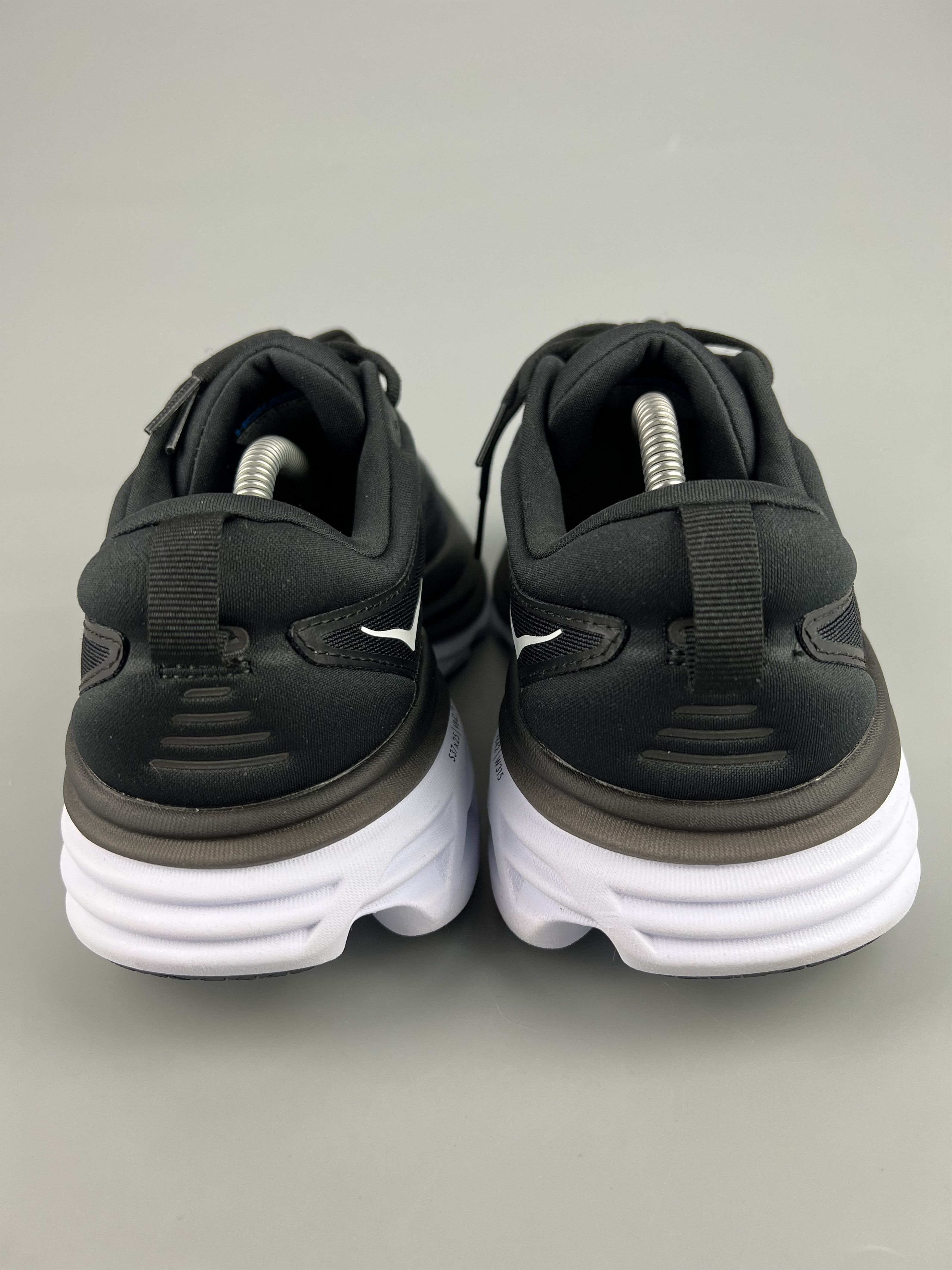 Hoka 8 4E Hoka One One Bondi 8 X-Wide Running Shoes Walking Gym Size US 8 / EU 41 - 3 Thumbnail