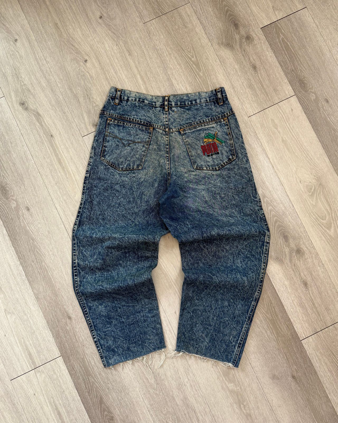 Puma Rare Vintage Puma In Action Acid Wash Denim Jeans Size 34x28 Size US 34 / EU 50 - 1 Thumbnail