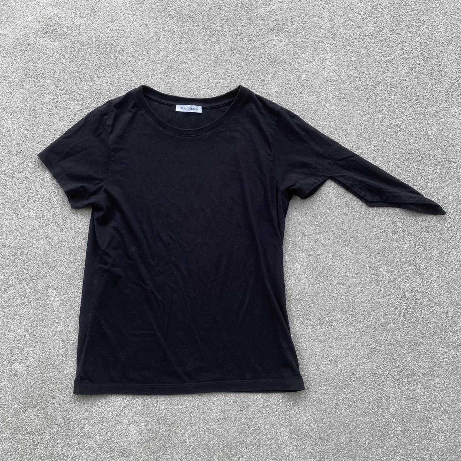JW Anderson JW Anderson Asymmetric Sleeve Shirt Size M / US 6-8 / IT 42-44 - 1 Thumbnail