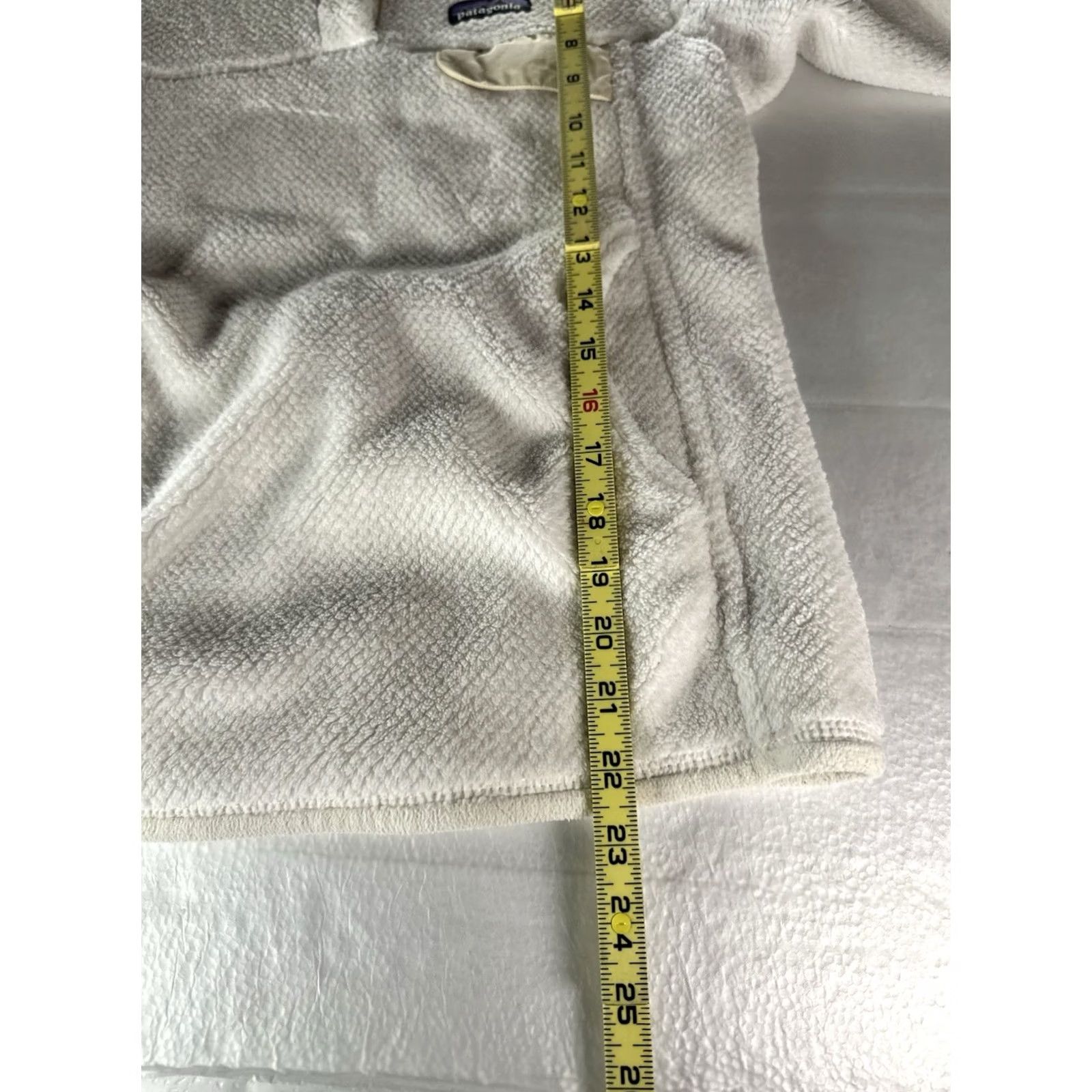 Patagonia Patagonia Synchilla Snap-T Fleece Pullover Jacket Womens Small White Fall 2017 Size S / US 4 / IT 40 - 7 Thumbnail