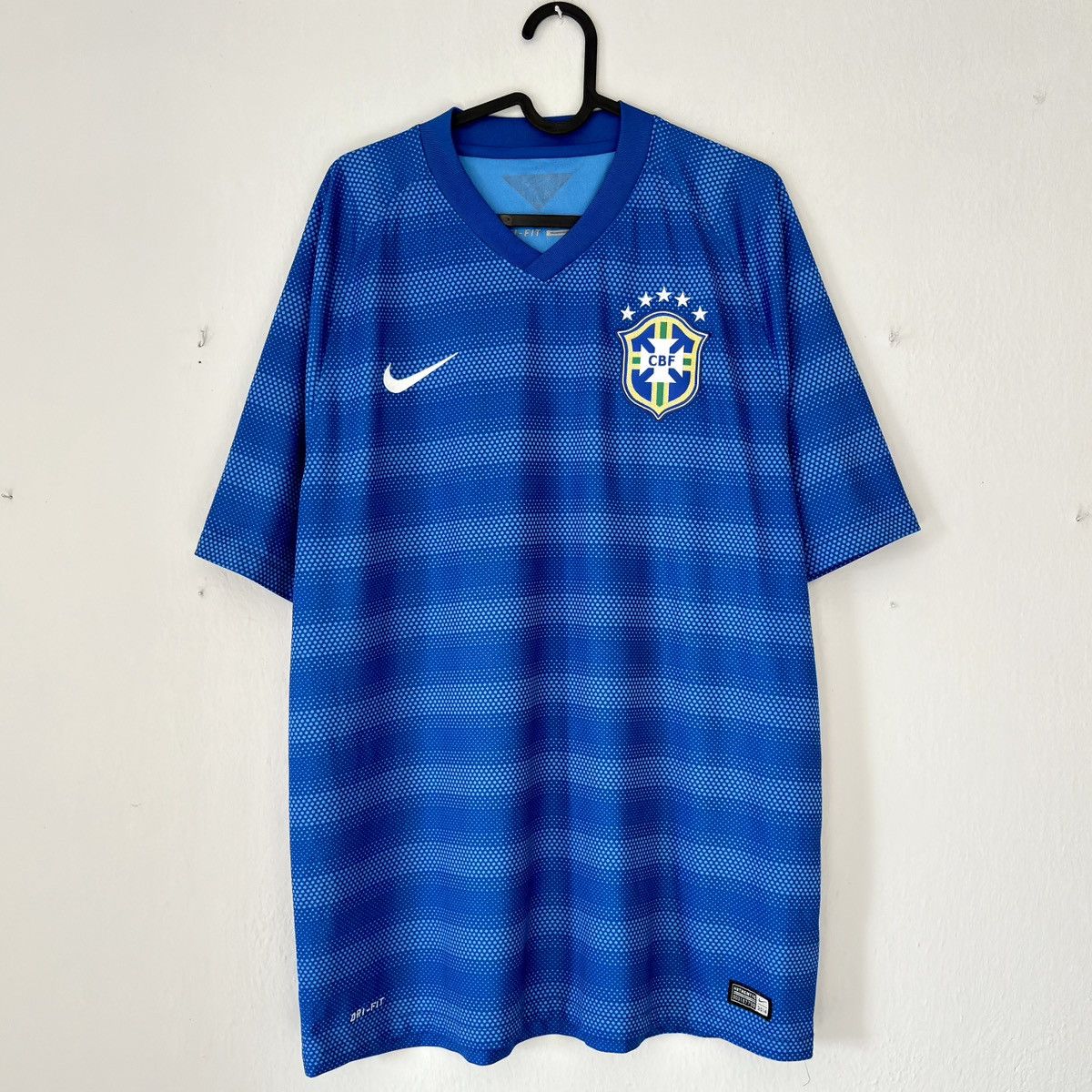 Nike 2014 2016 Brazil Nike Away Kit Soccer Jersey Shirt Top Tee Size US XL / EU 56 / 4 - 3 Thumbnail