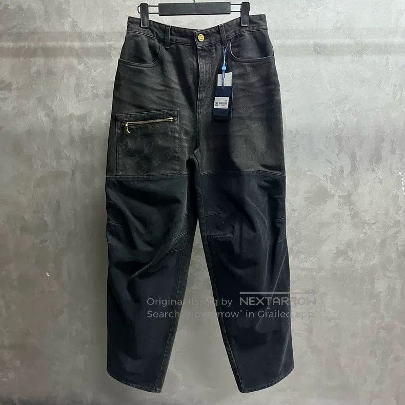 Louis Vuitton Louis Vuitton Black monogrammed pocket distressed casual j Size US 29 - 1 Thumbnail
