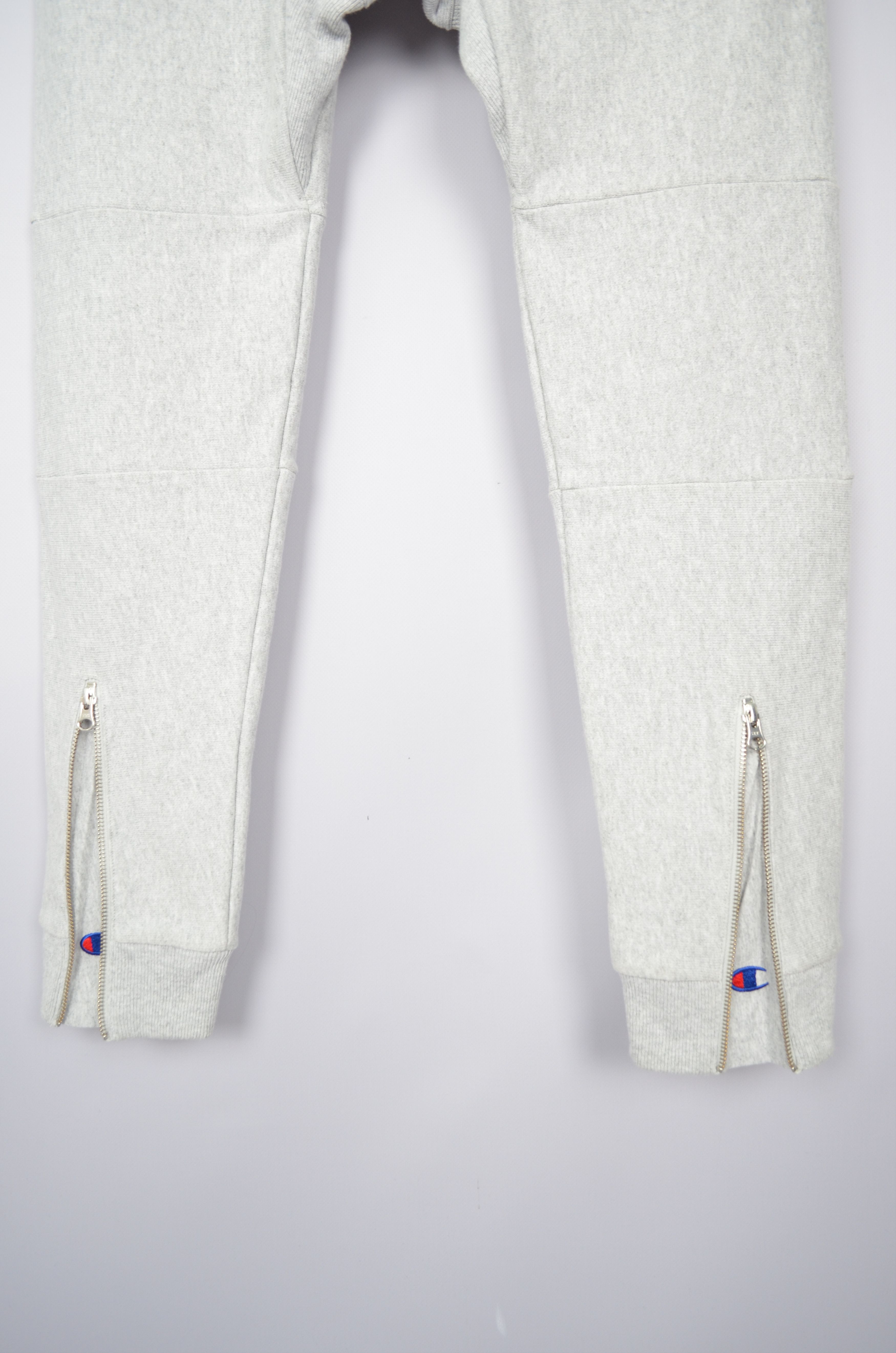Beams Japan × Champion × Designer BEAMS x Champion Sweatpants Joggers Size S Gray Zipper Size US 30 / EU 46 - 13 Thumbnail