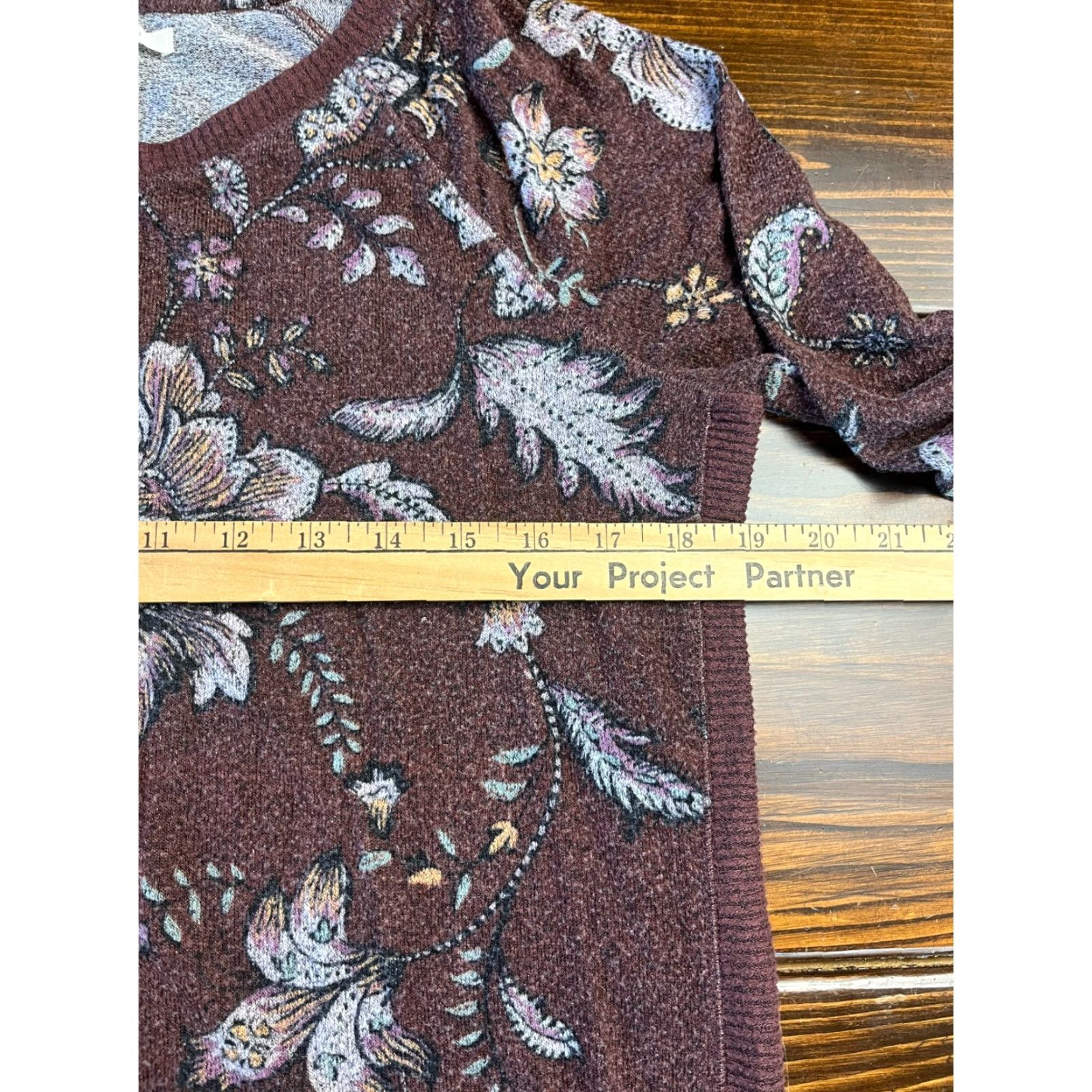 Vintage Maurices Shirt Women's Size Small Maroon Floral Half Sleeve T-Shirt Casual Regular Womens Size S / US 4 / IT 40 - 3 Thumbnail