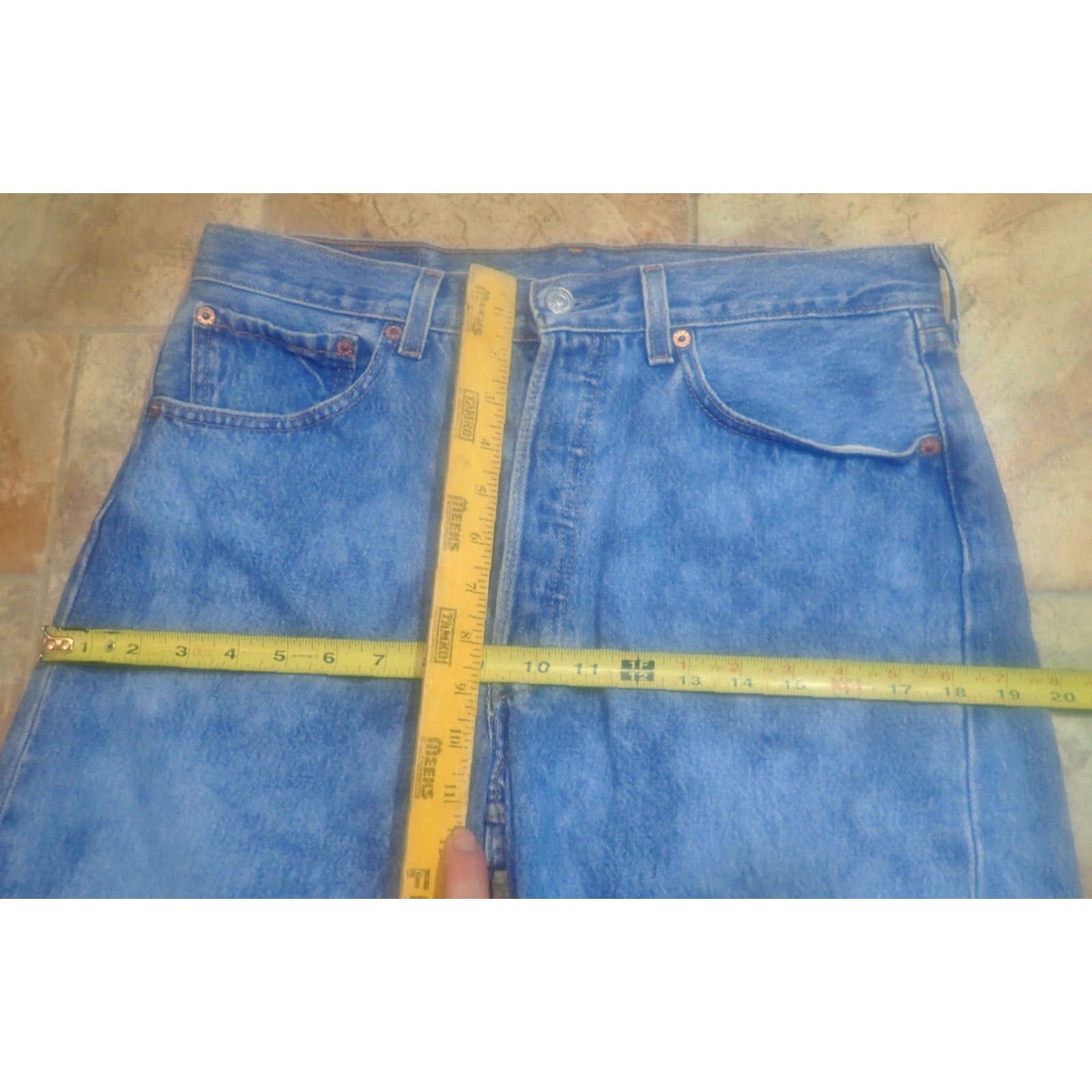 Denime VINTAGE Levi's Womens 501 Cutoff Shorts Denim 32" Waist 90s Vintage Distressed High Rise American Style Mens Women’s Size 24" / US 00 / IT 34 - 7 Thumbnail